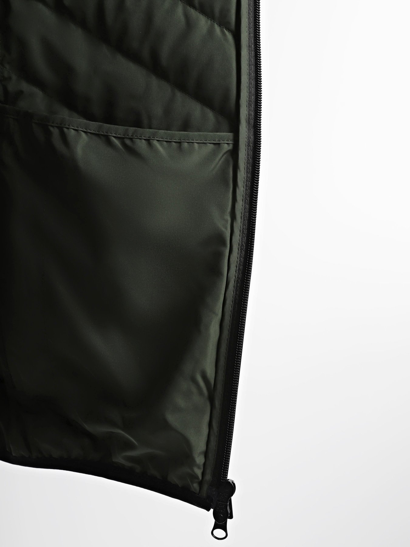 Пуховик EA7 Premium Shield модель 8NPB14-PNE1Z-1845 Фото