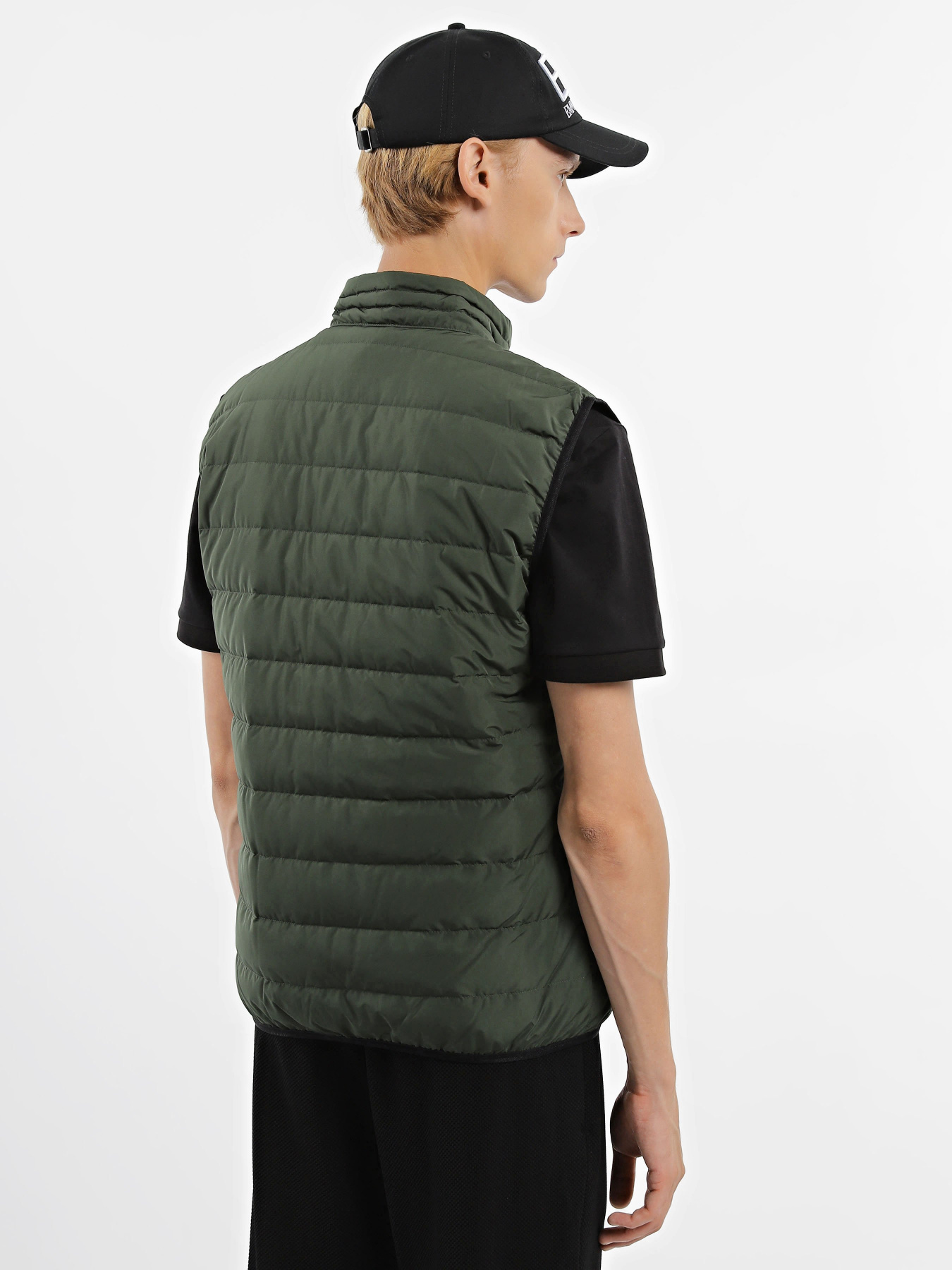 Утепленный жилет EA7 Premium Shield модель 8NPQ02-PNE1Z-1845 Фото