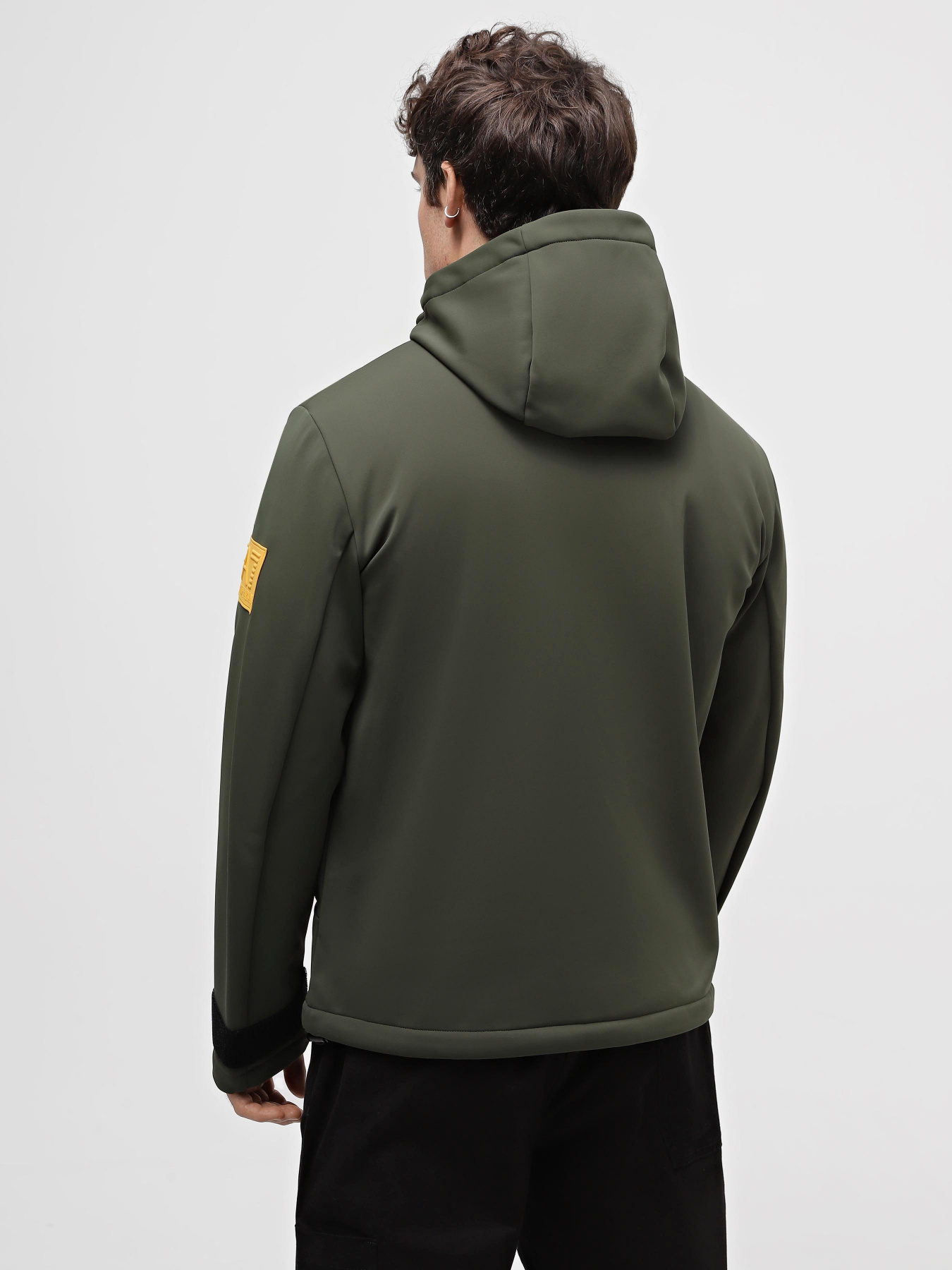 Вітровка EA7 MOUNTAIN Softshell модель 6RPB24-PN8HZ-1845 Фото