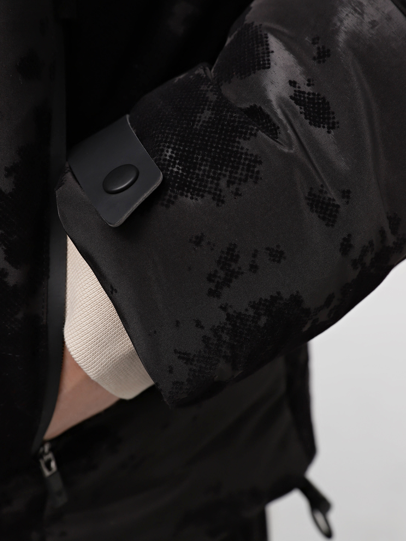 Зимняя куртка EA7 модель 6RPB26-PNEPZ-1200 Фото