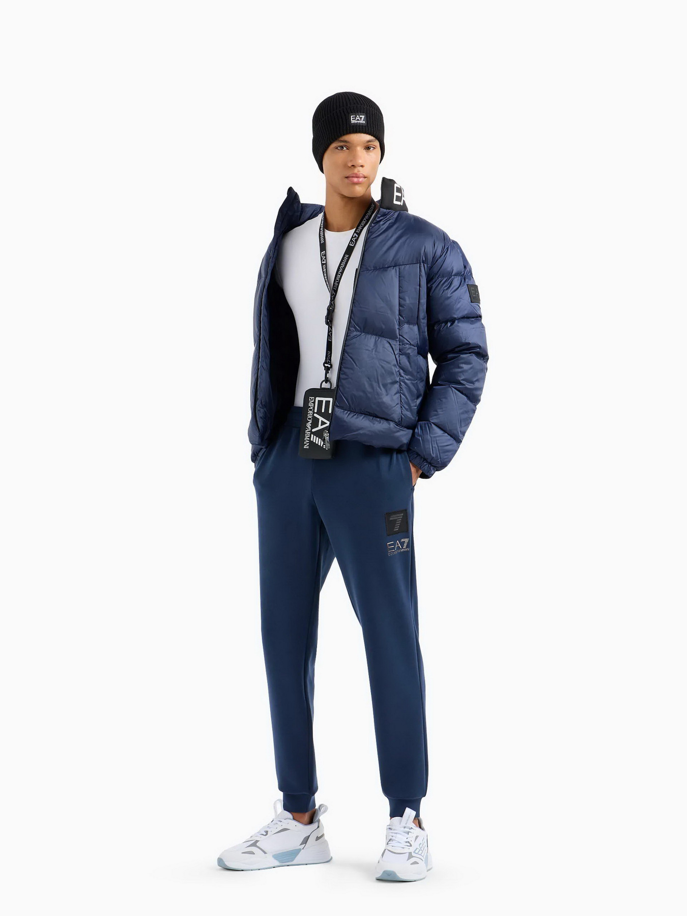 Пуховик EA7 модель 6RPB33-PNEOZ-1554 Фото