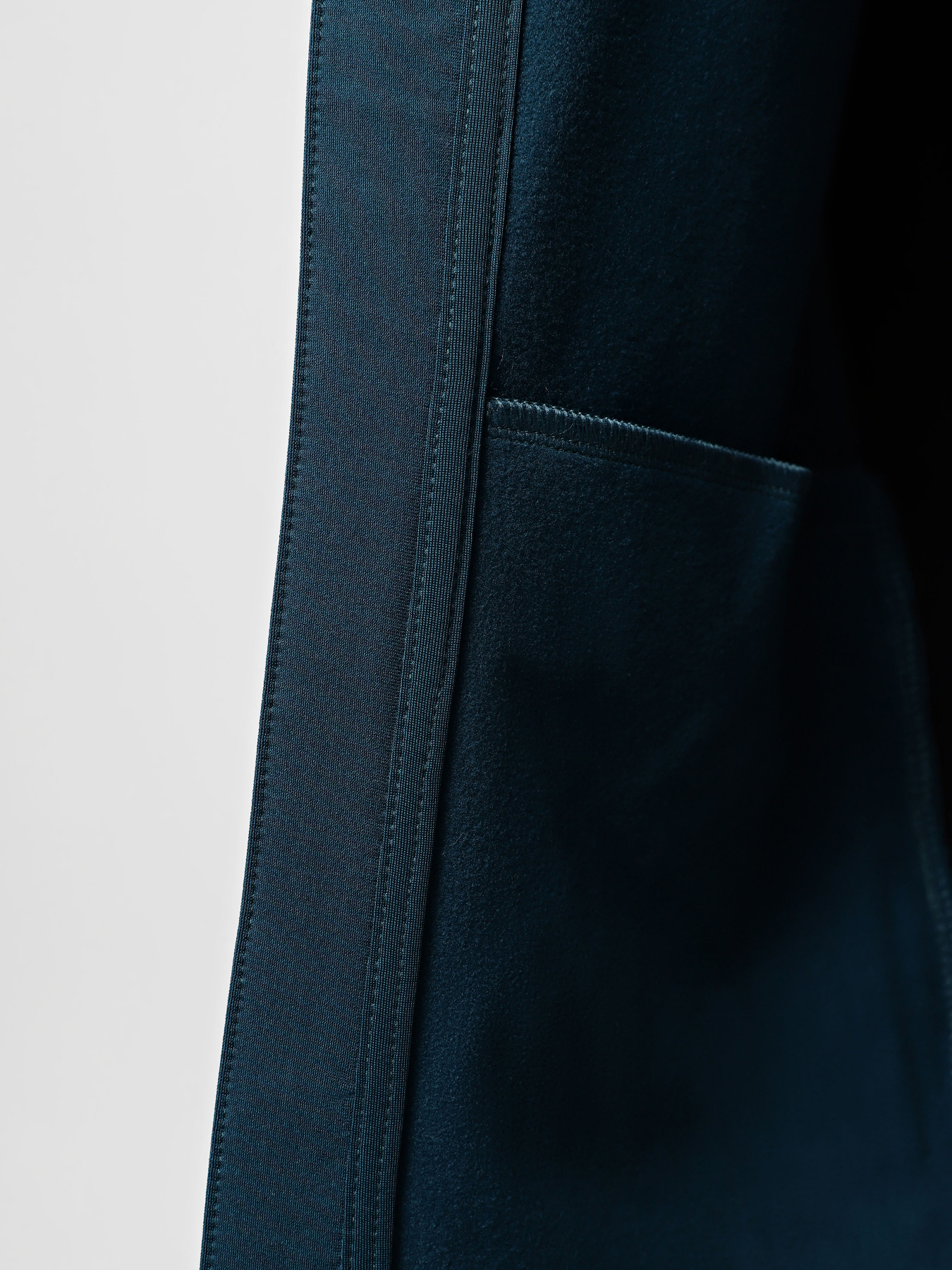 Спортивная кофта EA7 SKI модель 6RPMC5-PJTNZ-1857 Фото