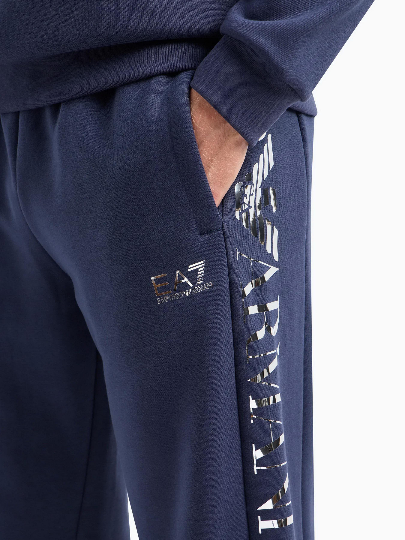 Штаны спортивные EA7 Logo Series модель 6RPP96-PJHLZ-1554 Фото