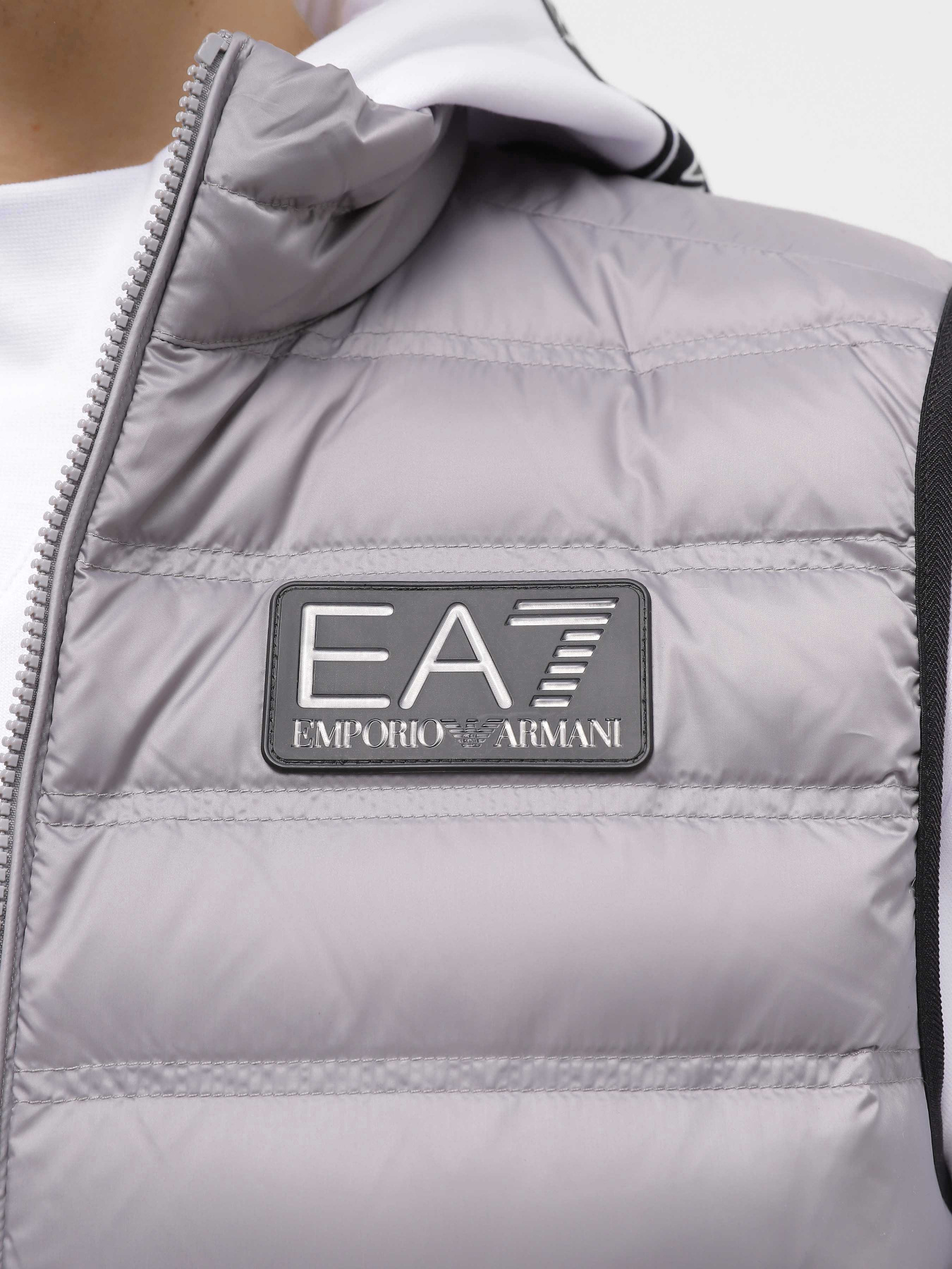 Жилет с утеплителем EA7 модель 6RPQ02-PN5ZZ-1920 Фото