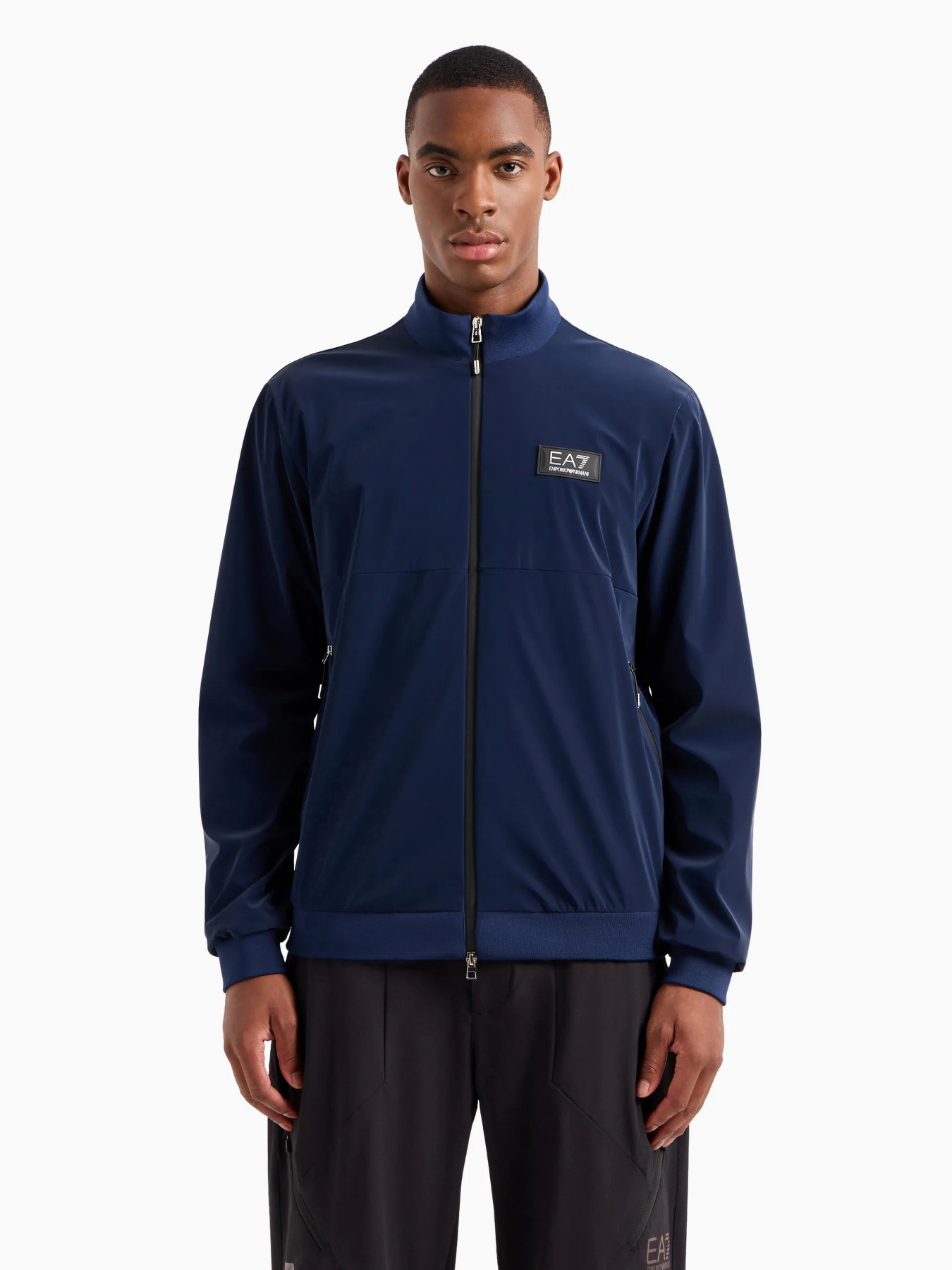 Демисезонная куртка EA7 Lux Identify модель 3DPB31-PNEBZ-1554 Демисезонная куртка EA7 Lux Identify модель 3DPB31-PNEBZ-1554 Фото