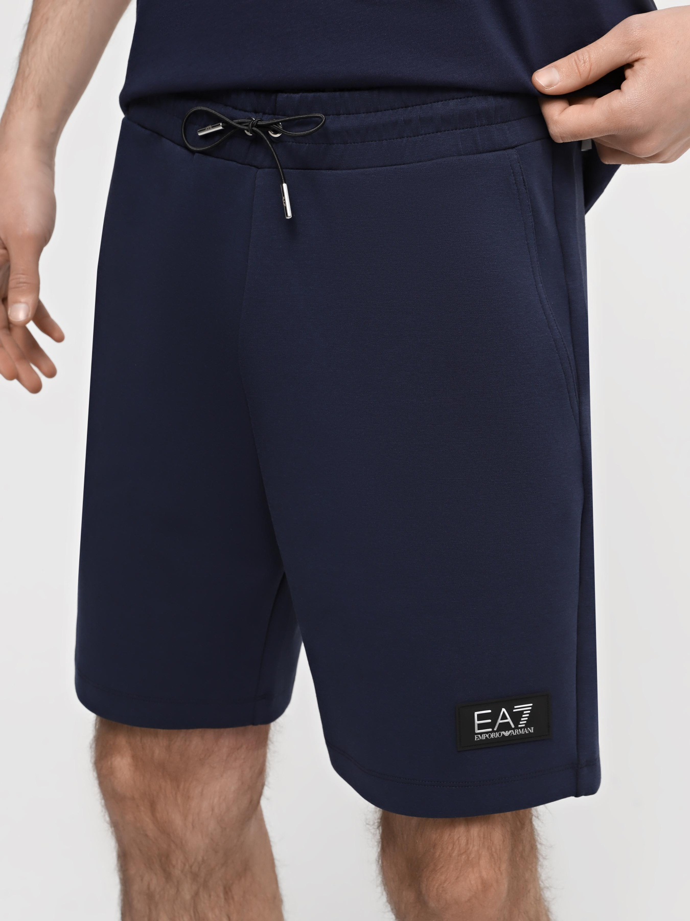 Повседневные шорты EA7 Lux Identify модель 3DPS75-PJUEZ-1554 Фото