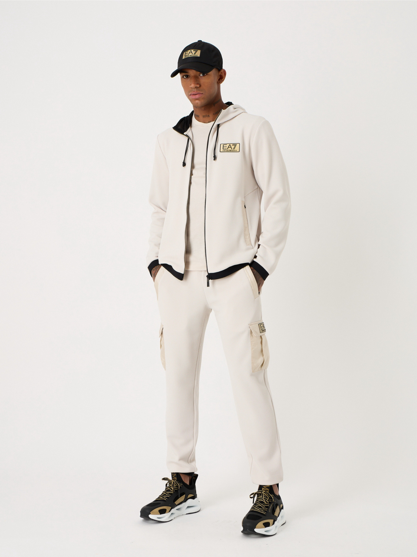 Футболка EA7 Gold Label модель 3DPT07-PJM9Z-1946 Фото