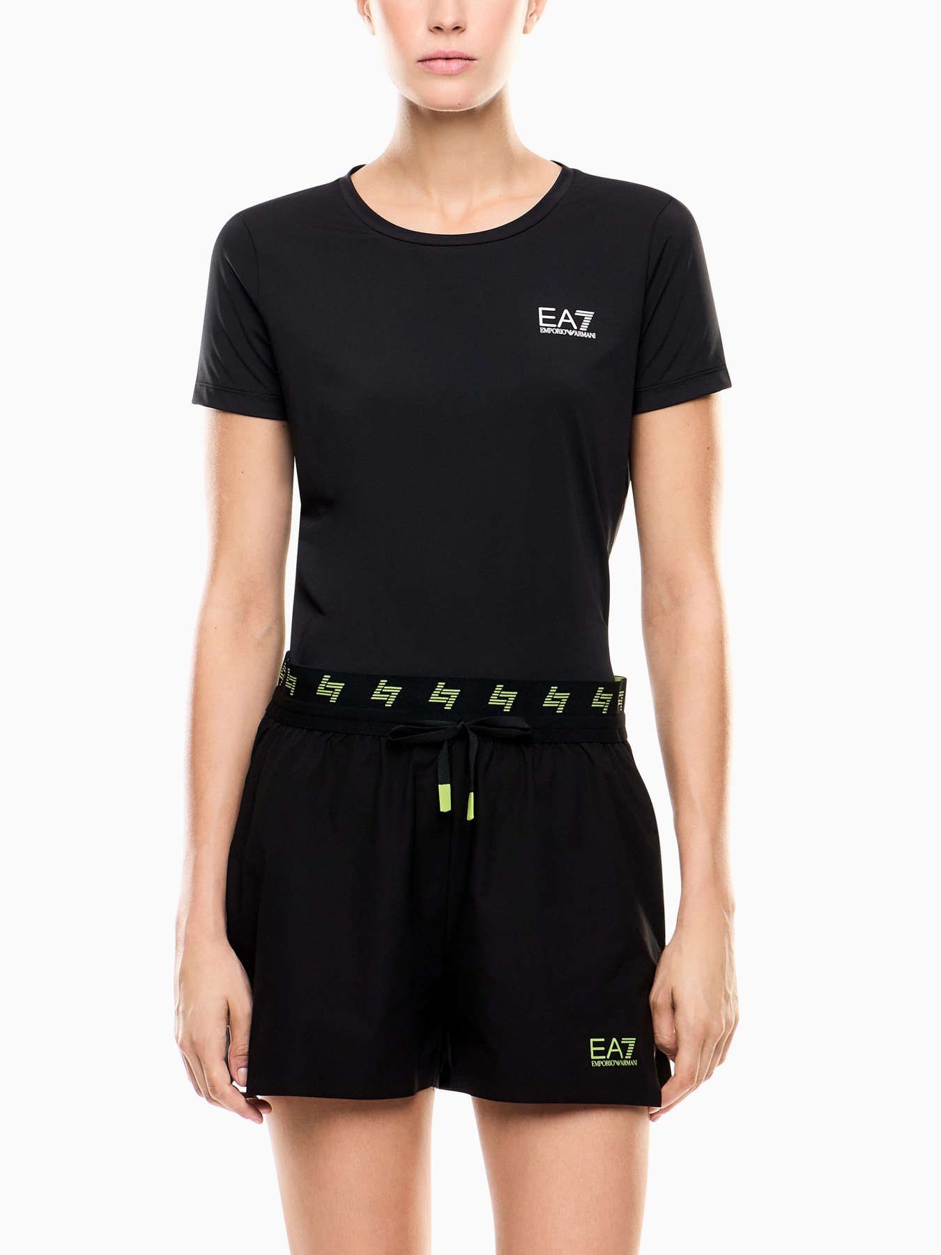 Шорты EA7 модель 7W000586-AF15724-UC001 Фото