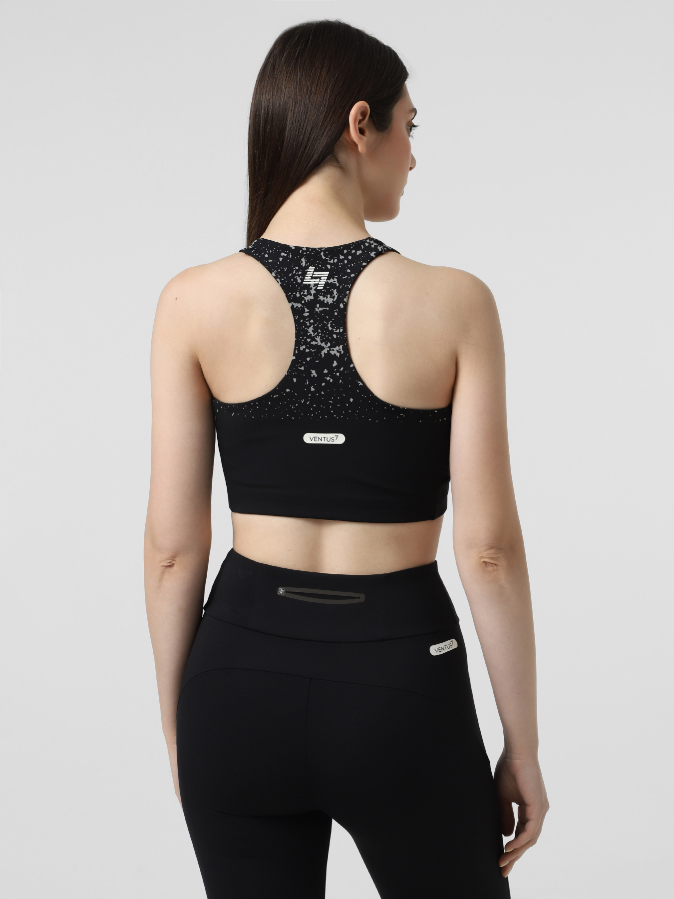 Топ спортивний EA7 модель 7W000588-AF12625-UC001 Фото