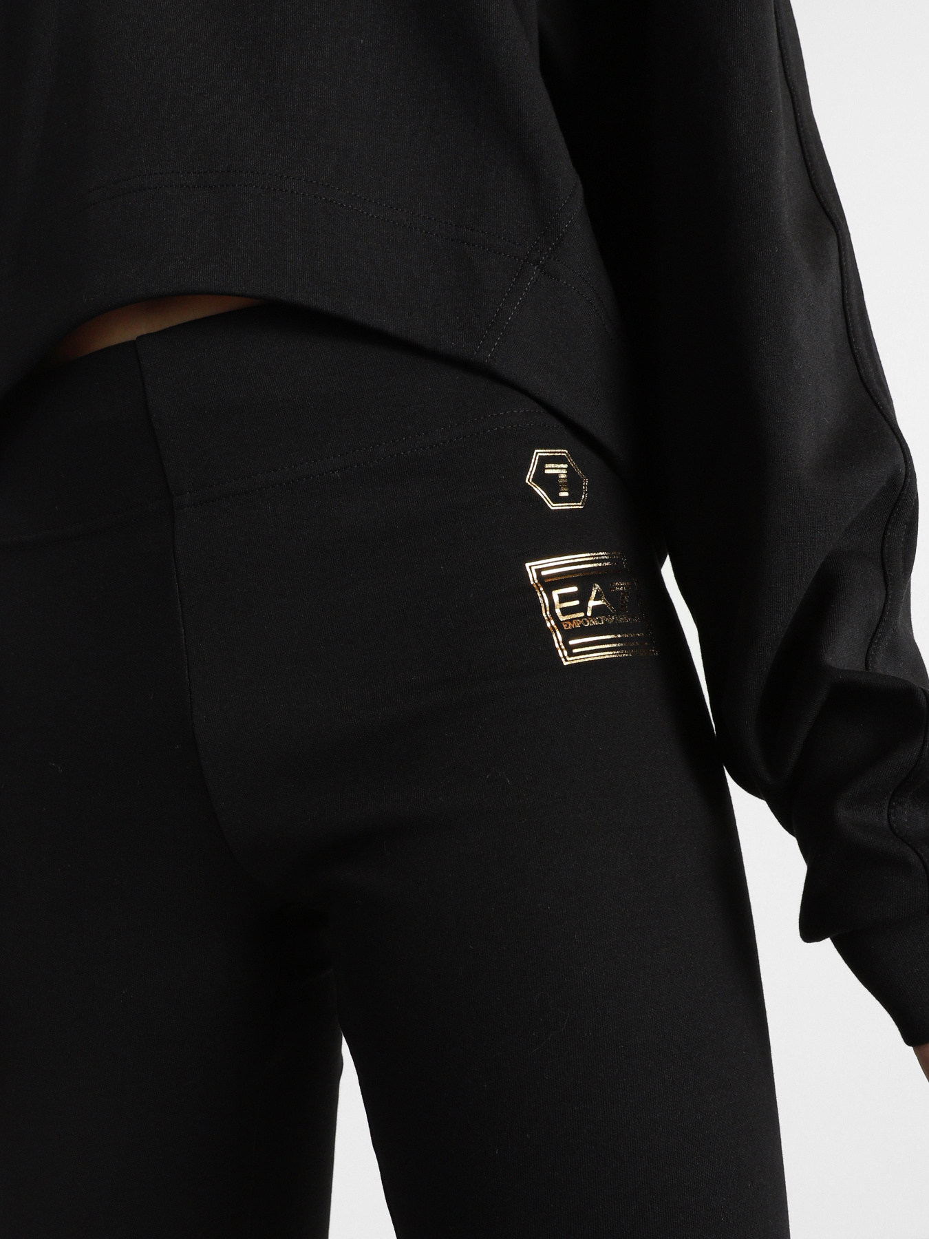 Спортивный костюм EA7 модель 3KTV73-TJJ5Z-1200 Фото