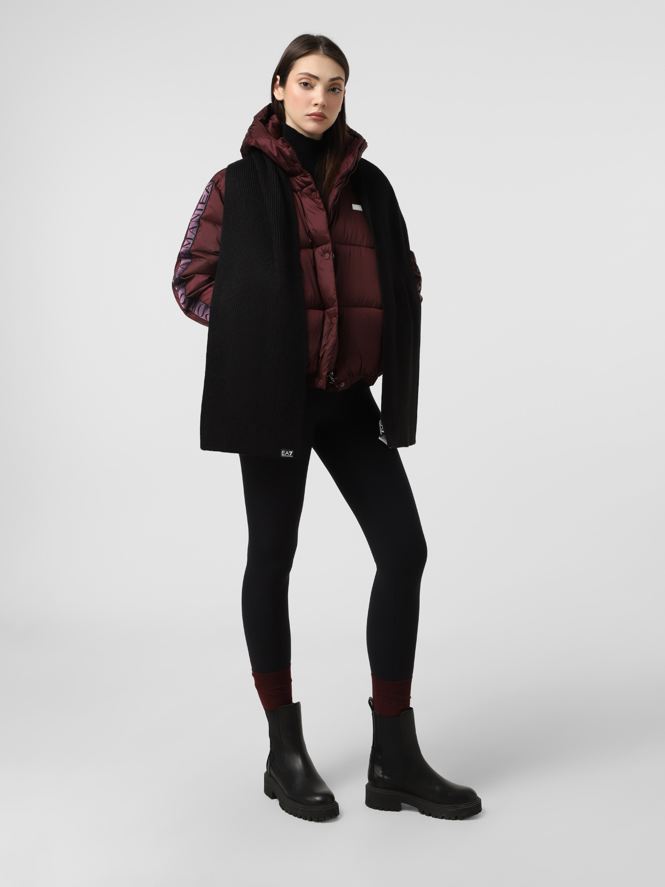 Зимова куртка EA7 модель 7W000681-AF16413-M5064 Фото