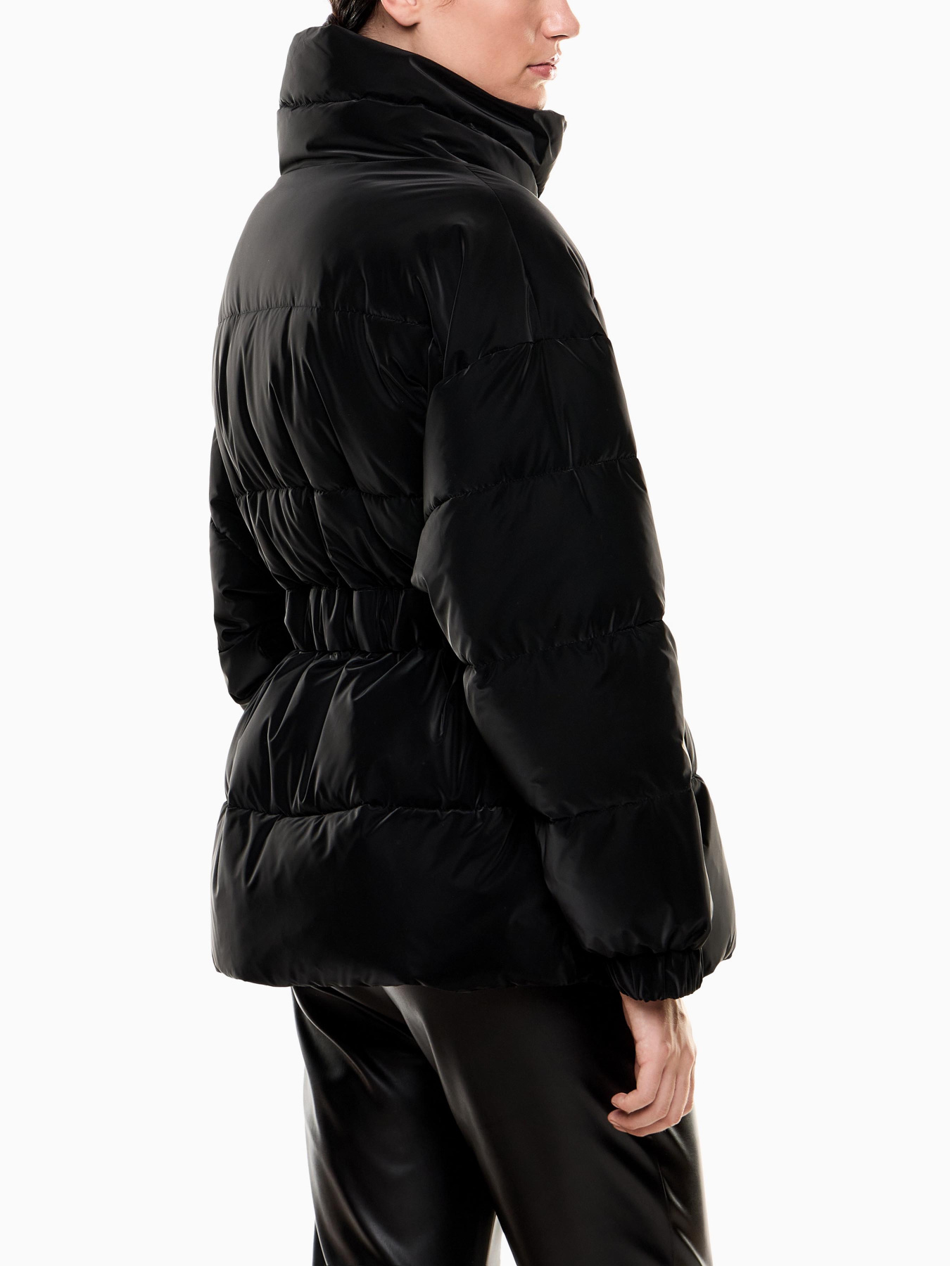 Зимняя куртка EA7 модель 7W000652-AF16078-UC001 Фото