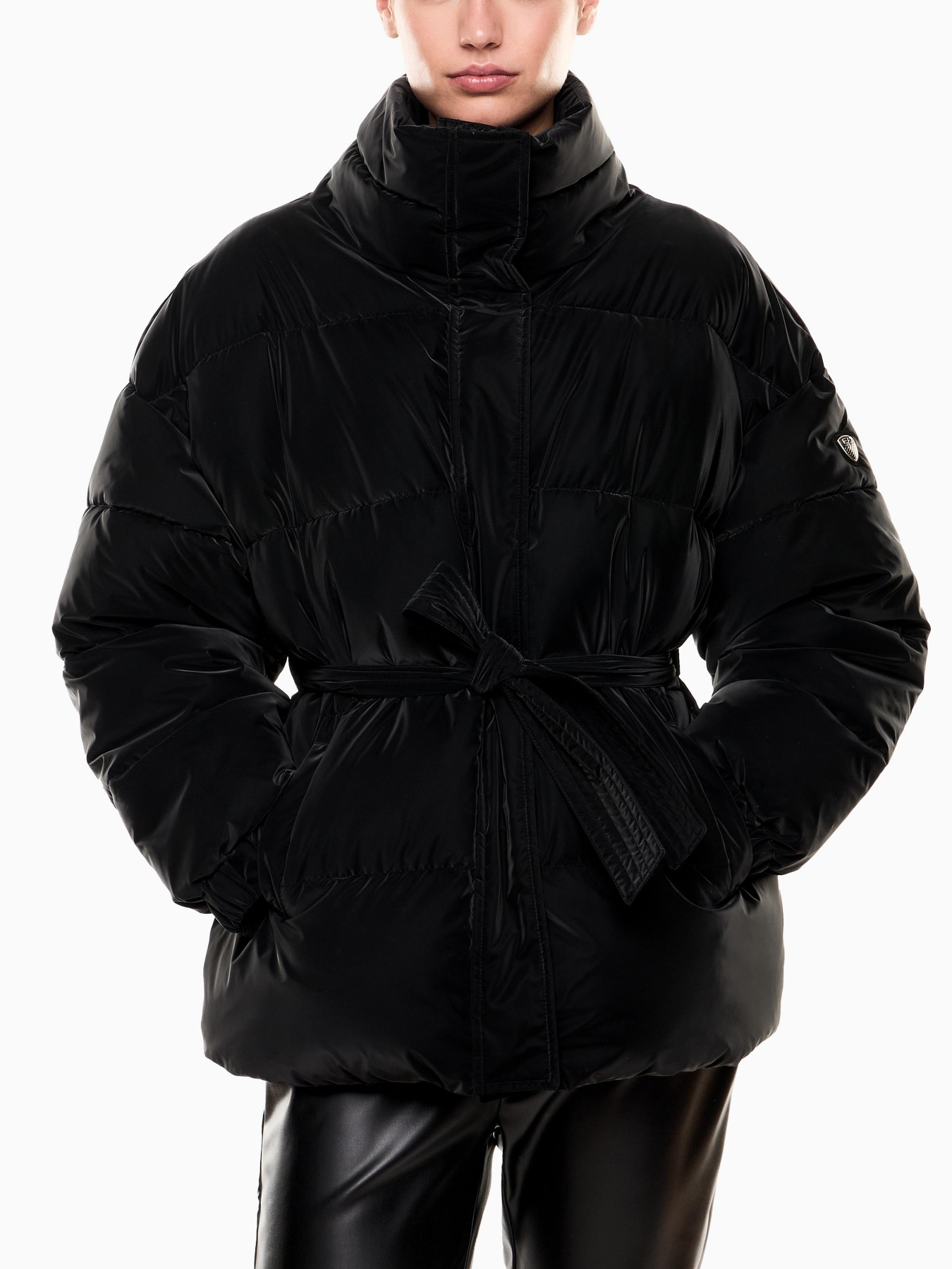 Зимняя куртка EA7 модель 7W000652-AF16078-UC001 Фото