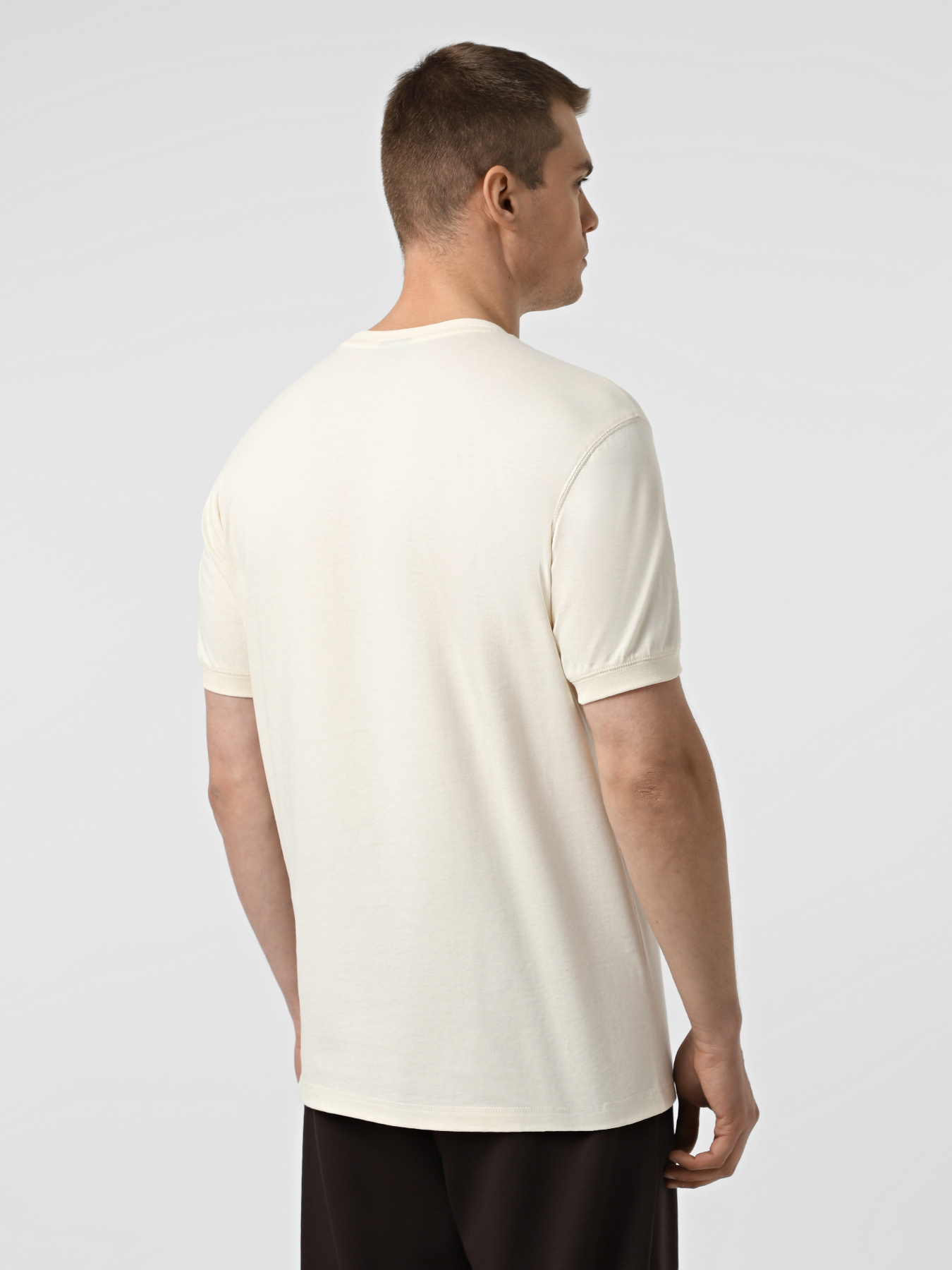 Футболка EA7 модель 7X000127-AF13741-U1105 Футболка EA7 модель 7X000127-AF13741-U1105 Фото