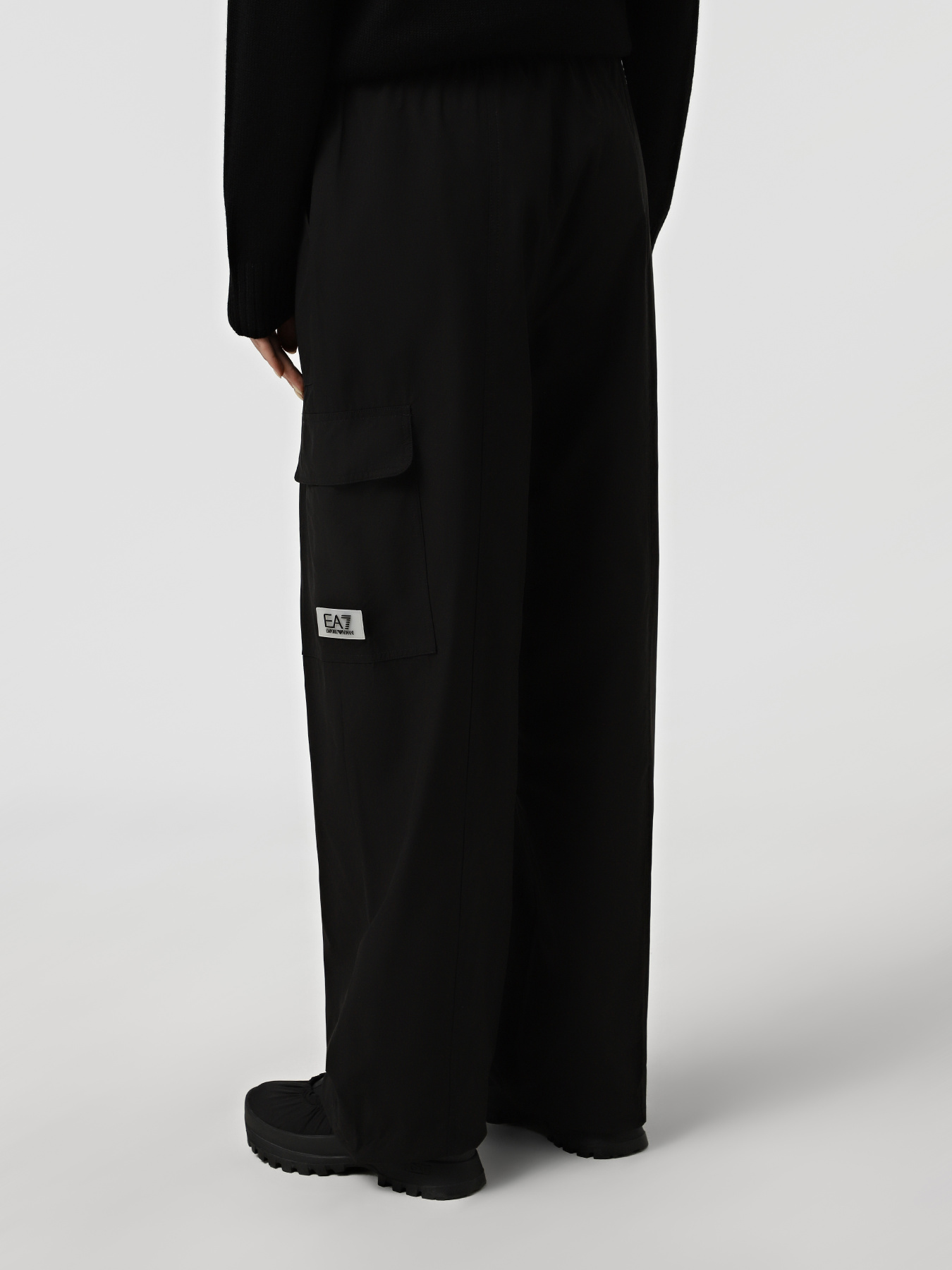 Штаны спортивные EA7 модель 7W000615-AF15724-UC001 Фото
