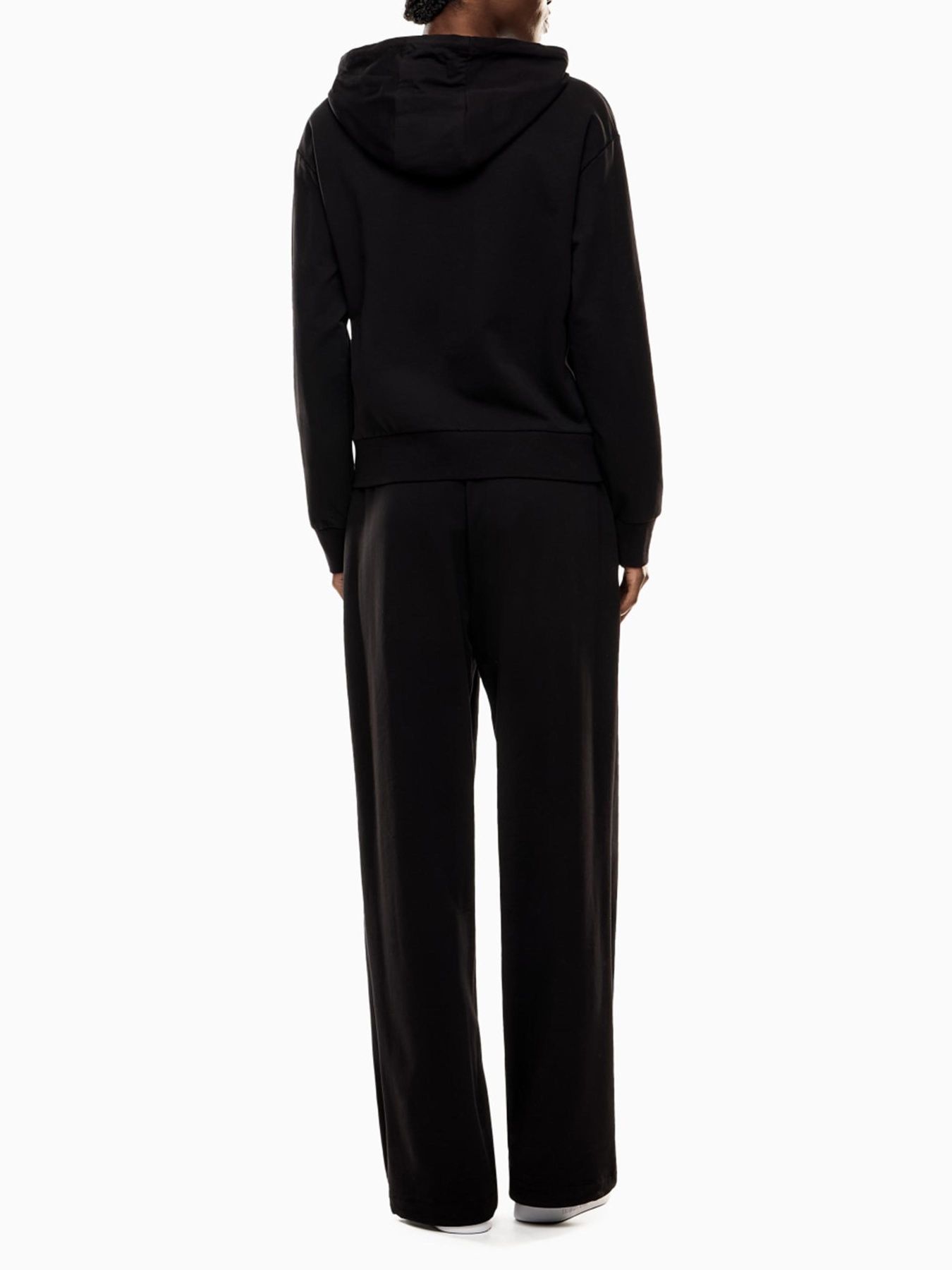 Спортивный костюм EA7 модель 7W000464-AF13135-UC001 Фото