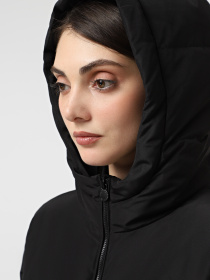 Зимова куртка EA7 модель 7W000793-AF16074-UC001 Фото