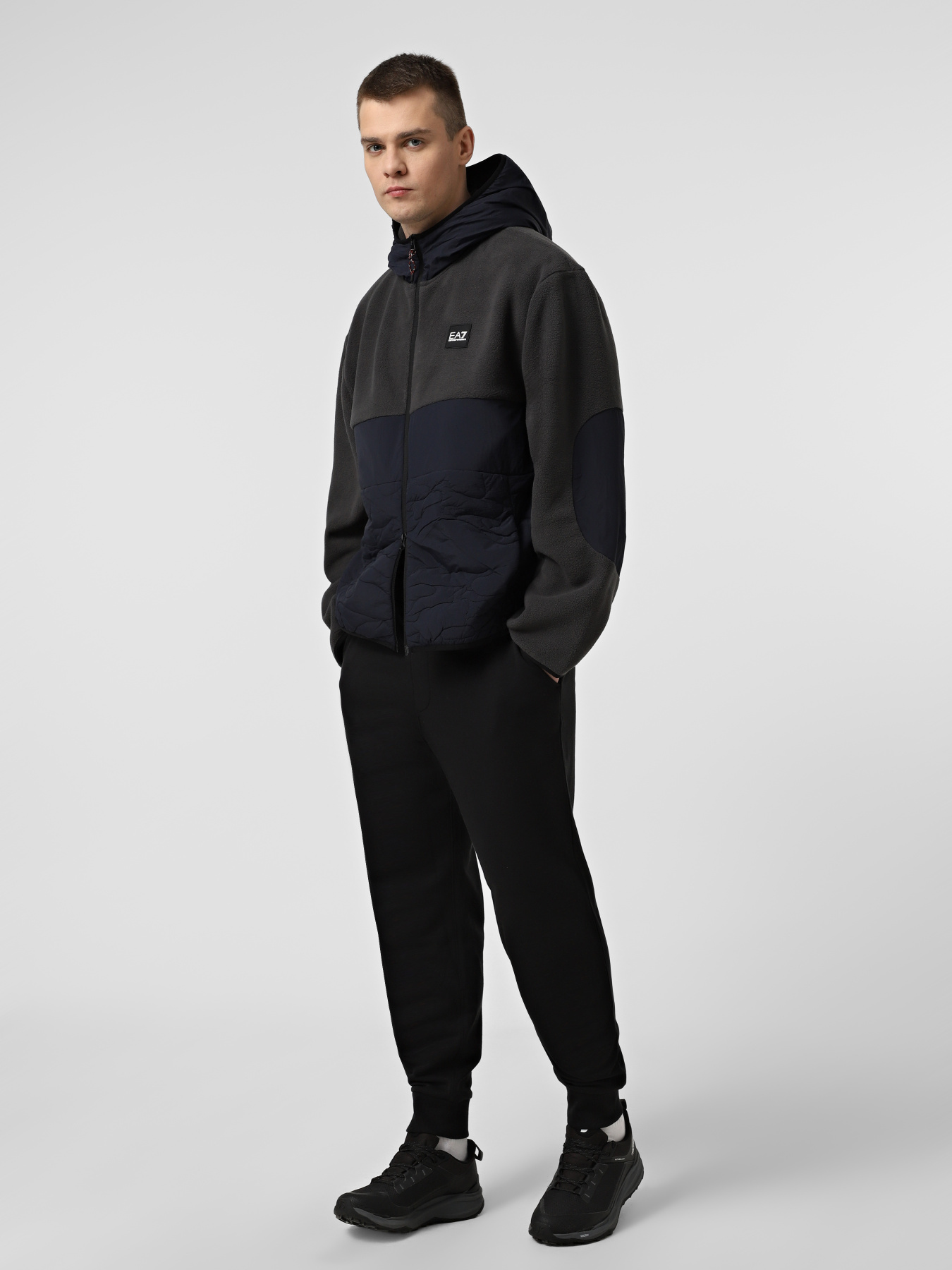 Демисезонная куртка EA7 модель 7X000396-AF16804-U8117 Фото