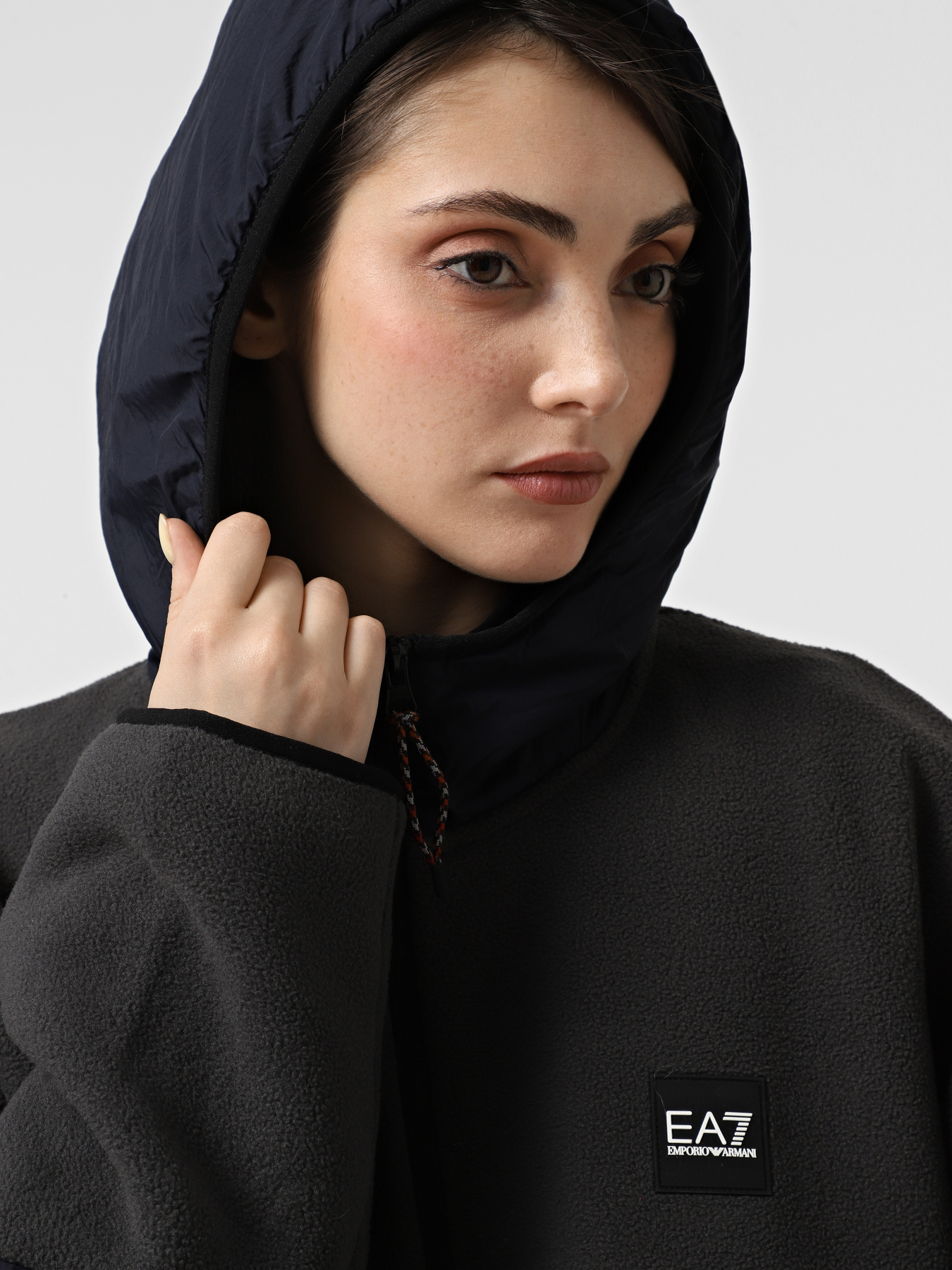 Демисезонная куртка EA7 модель 7X000396-AF16804-U8117 Фото