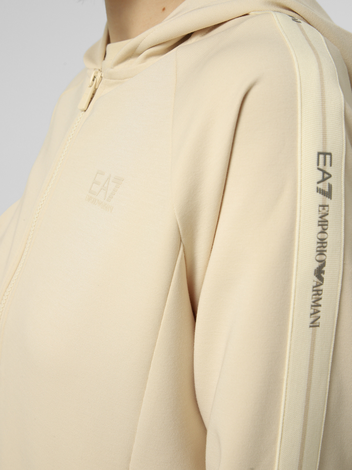 EA7 модель 7W000960-AF12501-U1088 Фото