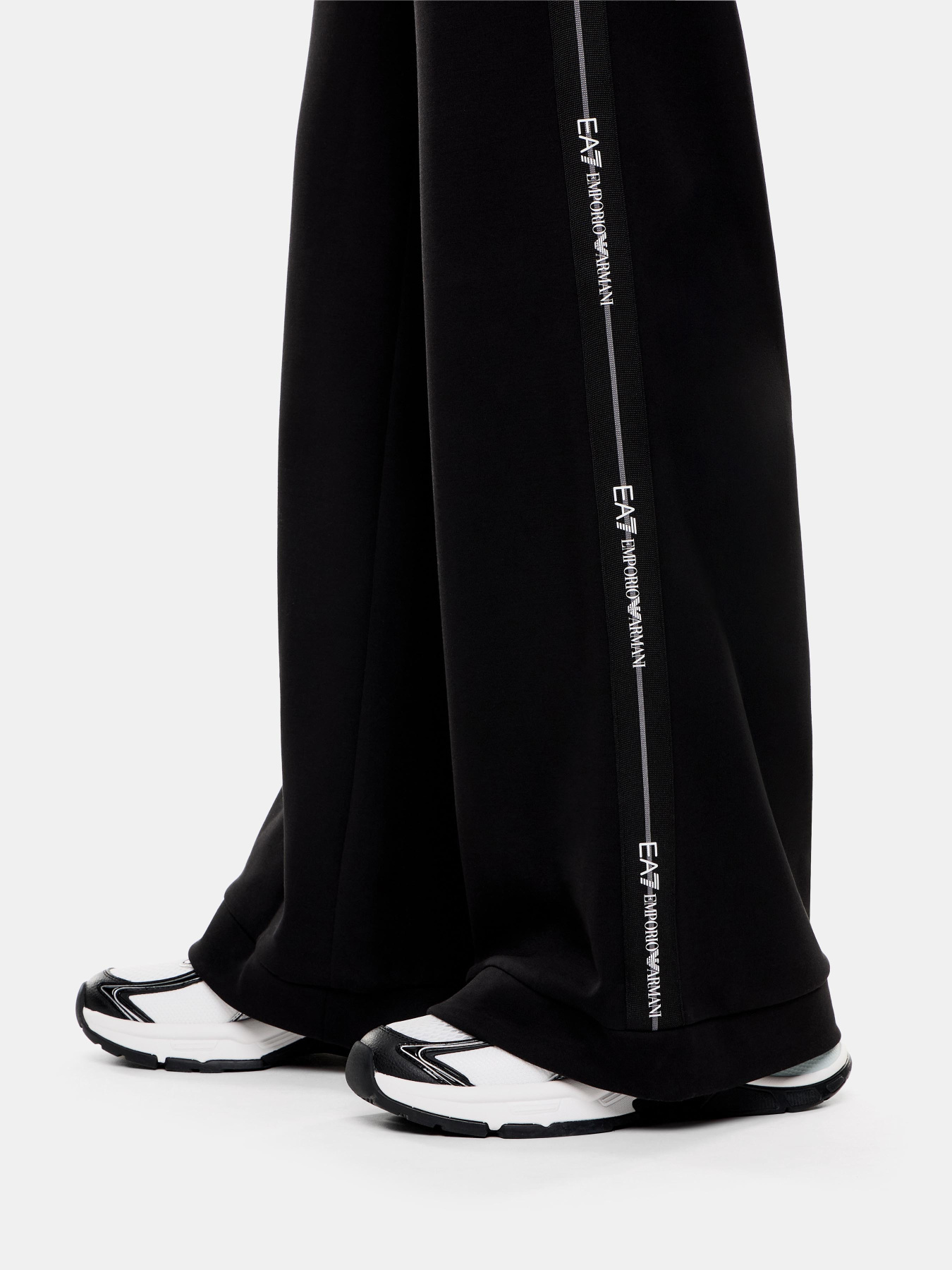 Спортивні штани EA7 модель 7W000961-AF12501-UC001 Фото