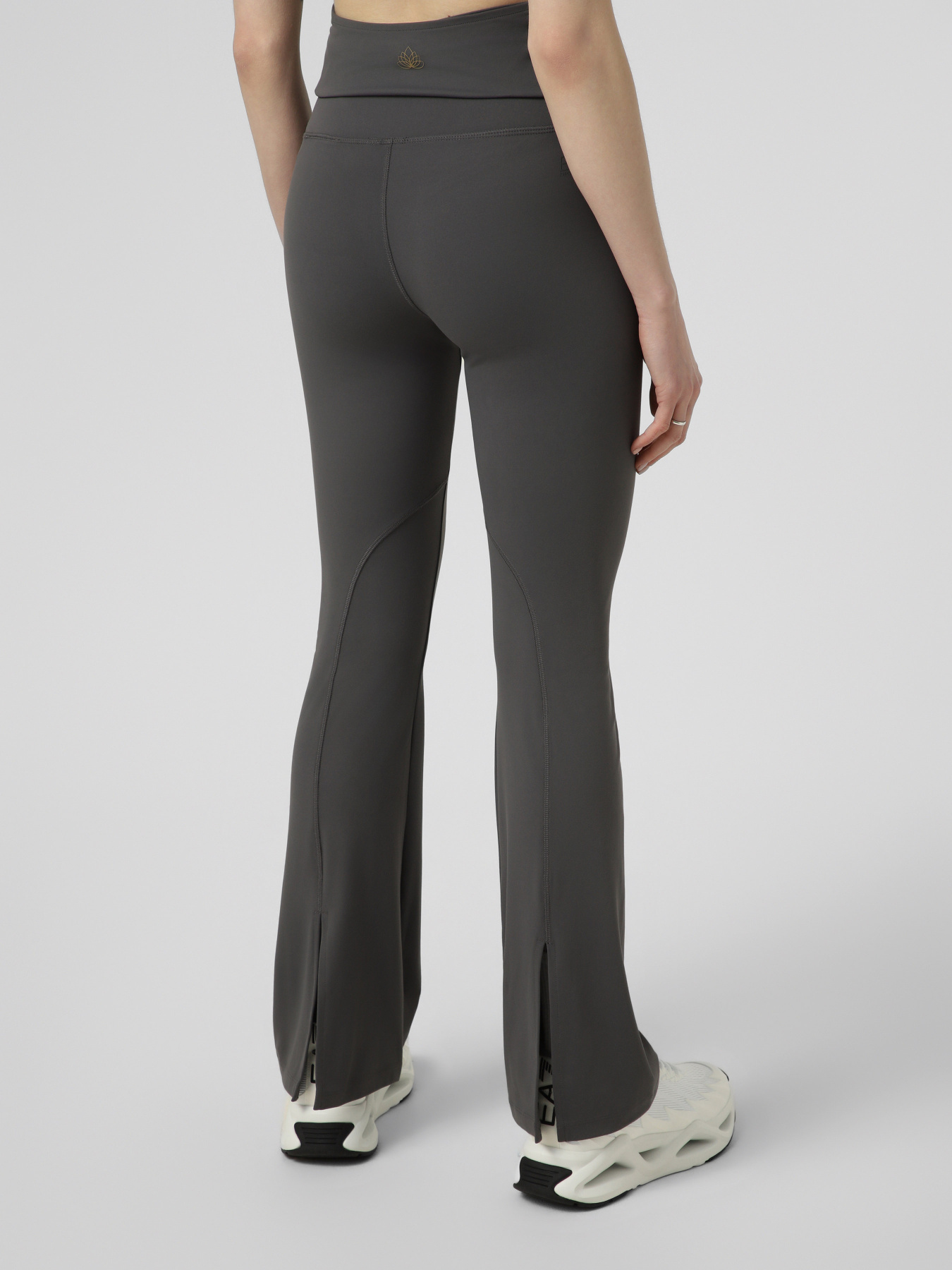 Брюки EA7 модель 7W000924-AF21585-U8111 Фото