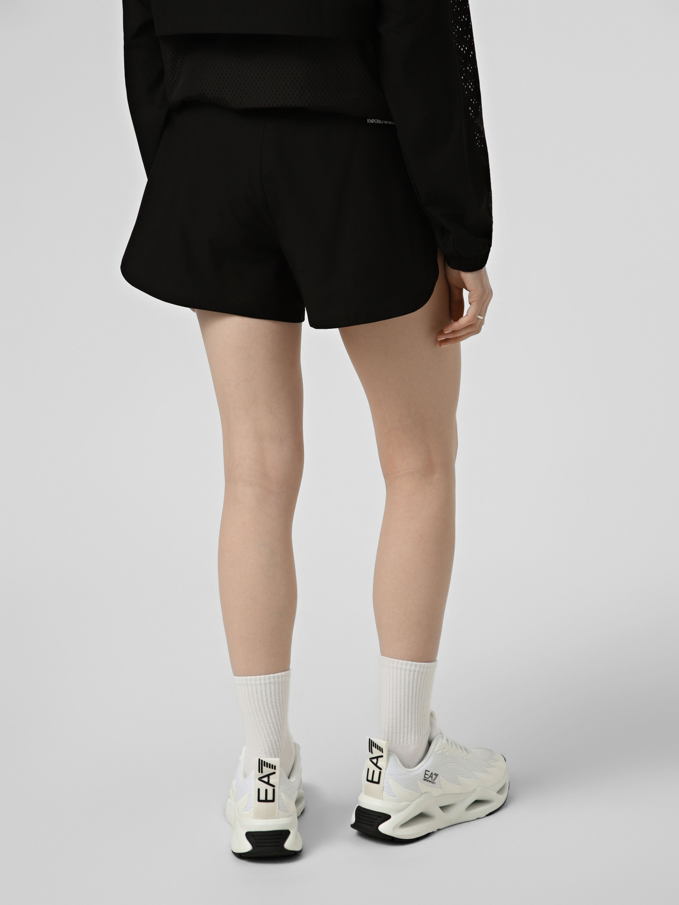Шорти EA7 модель 7W000931-AF15724-UC001 Фото