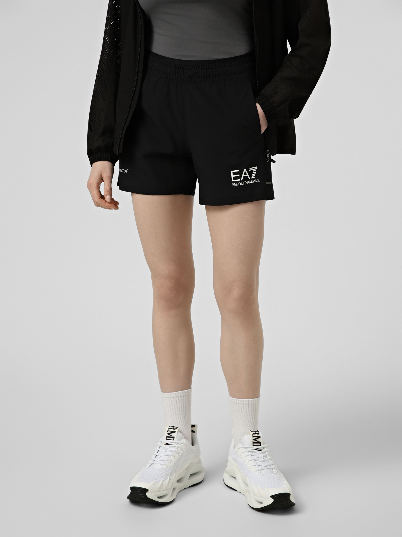 Шорты EA7 модель 7W001145-AF21059-1200 Фото