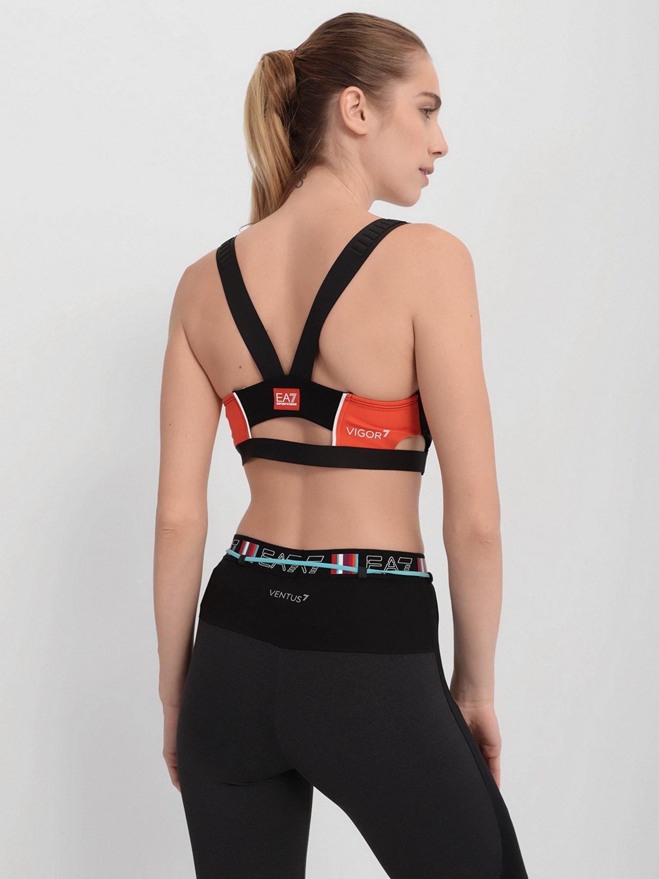 Топ спортивний EA7 модель 6KTH53-TJBNZ-1200 Фото