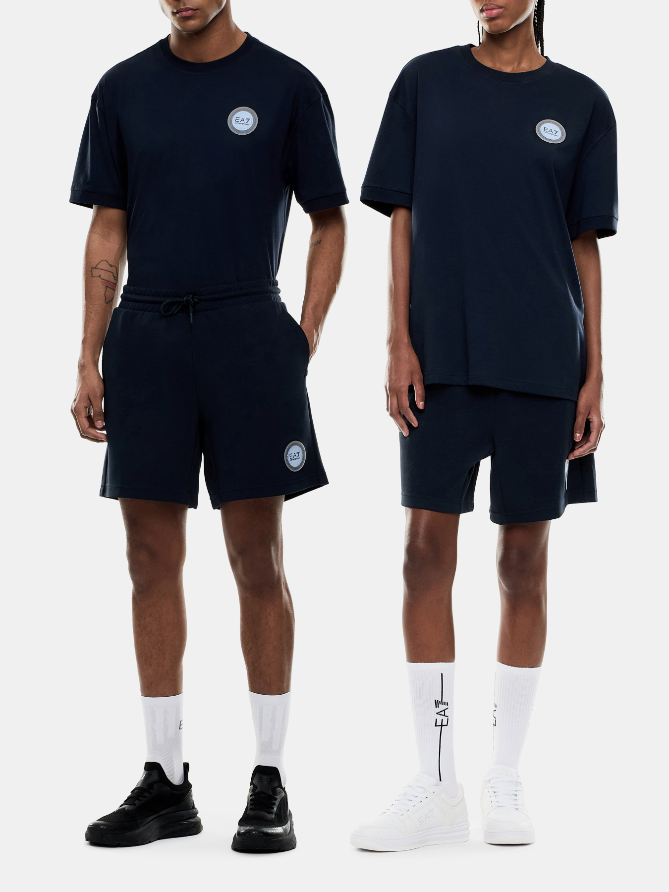 Шорти EA7 модель 7X000458-AF12660-UB102 Фото