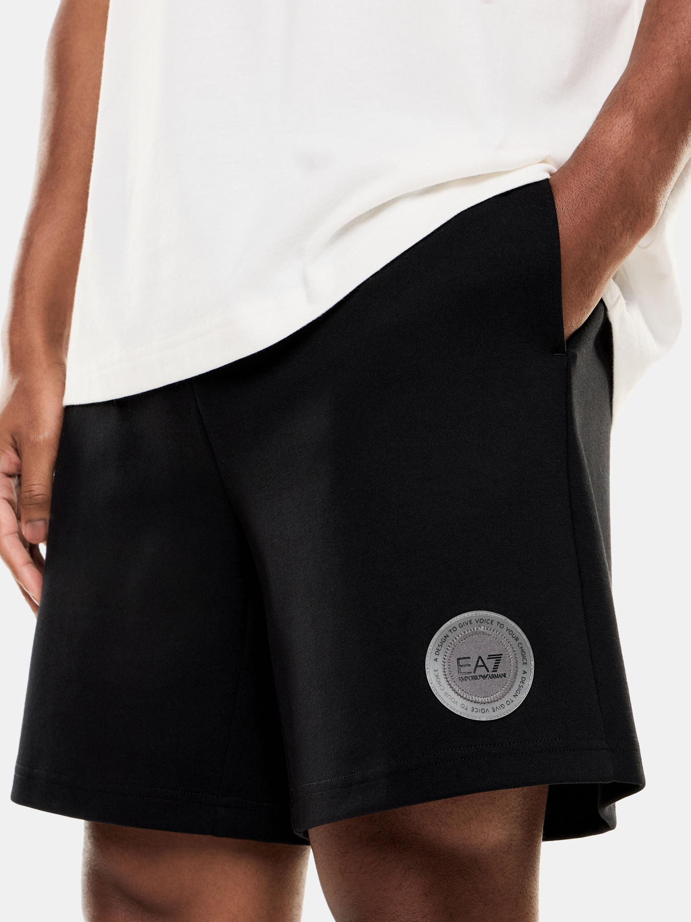 Шорти EA7 модель 7X000458-AF12660-UC001 Фото