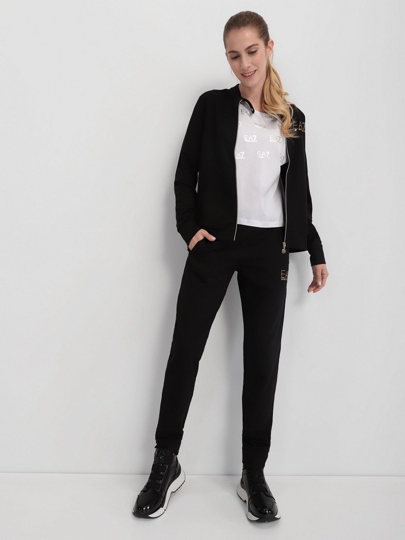 Спортивний костюм EA7 модель 6KTV66-TJALZ-1200 Фото