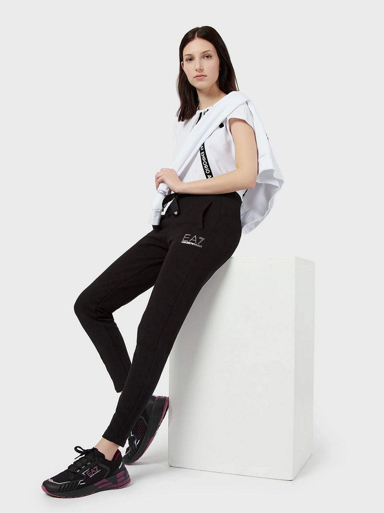 Футболка EA7 модель 6KTT23-TJ29Z-1100 Фото