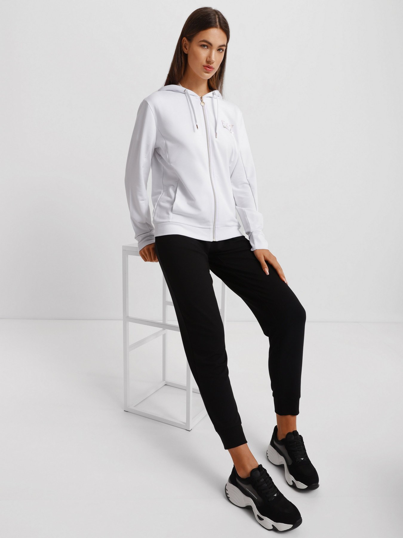 Спортивный костюм EA7 модель 8NTV51-TJ9RZ-22BA Фото