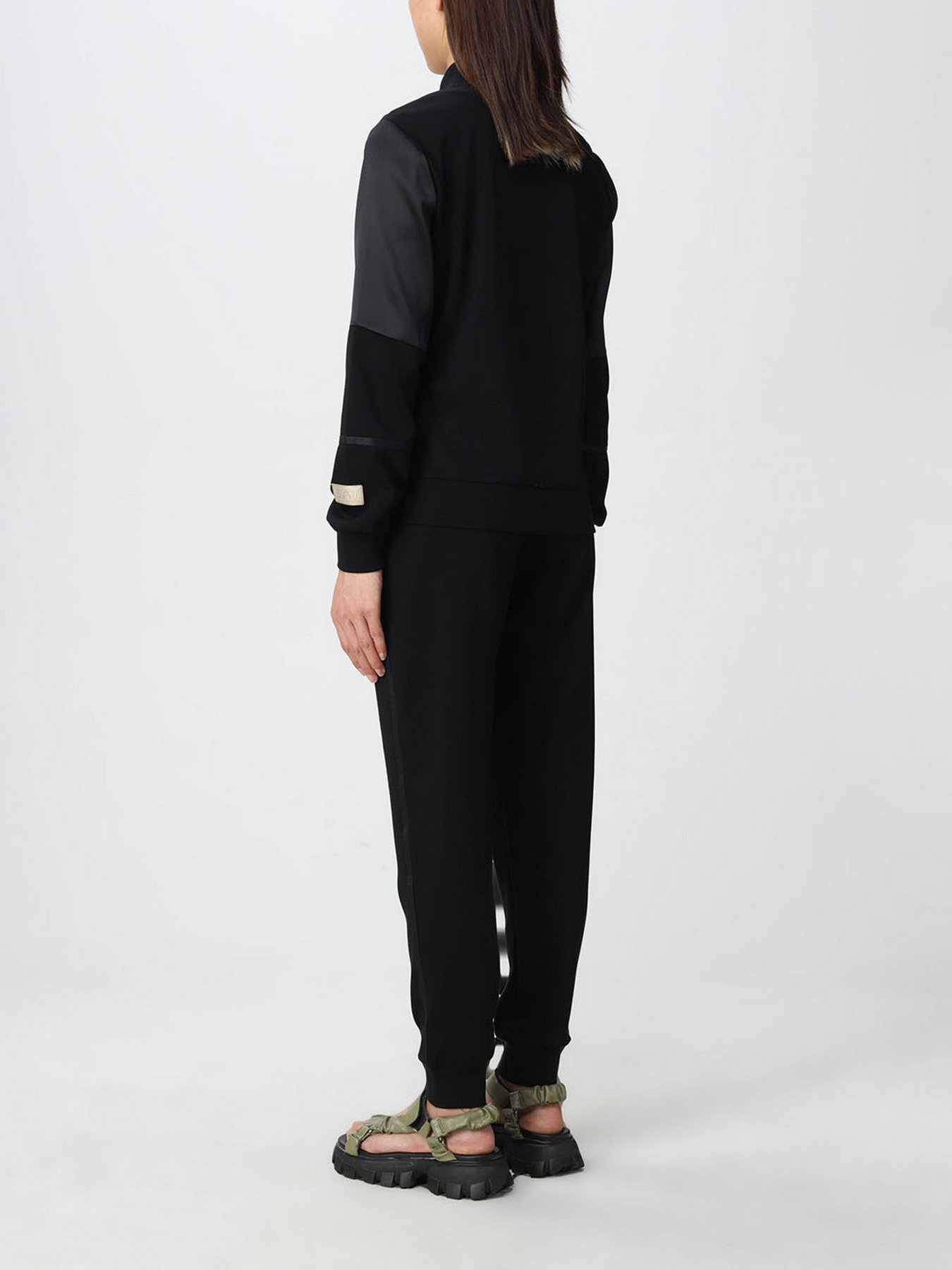 Спортивный костюм EA7 модель 3LTV70-TJDHZ-1200 Фото