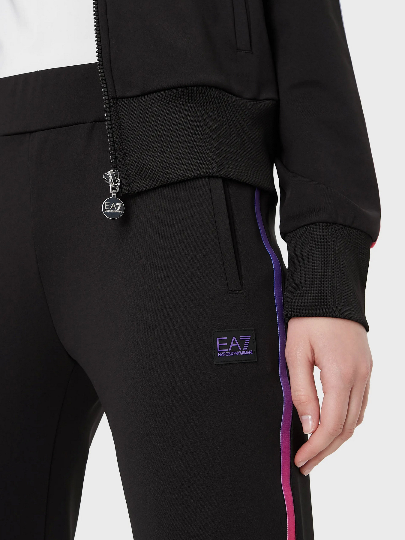 Спортивный костюм EA7 модель 6LTV52-TJFQZ-1200 Фото
