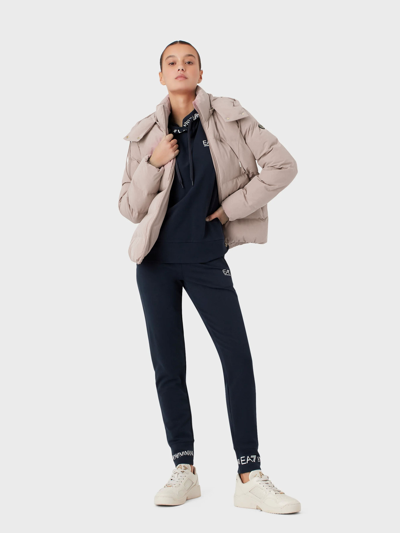 Зимняя куртка EA7 модель 6LTB08-TN5VZ-0720 Фото