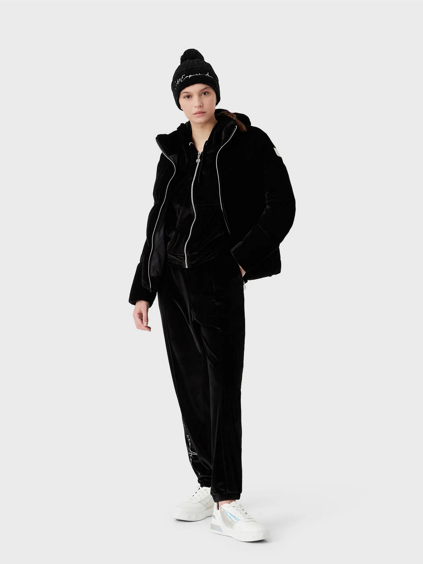 Зимняя куртка EA7 Tennis Pro Ventus7 модель 6LTB19-TN7VZ-1200 Фото