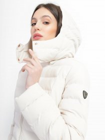 Зимняя куртка EA7 модель 6LTL02-TN5VZ-1720 Зимняя куртка EA7 модель 6LTL02-TN5VZ-1720 Фото