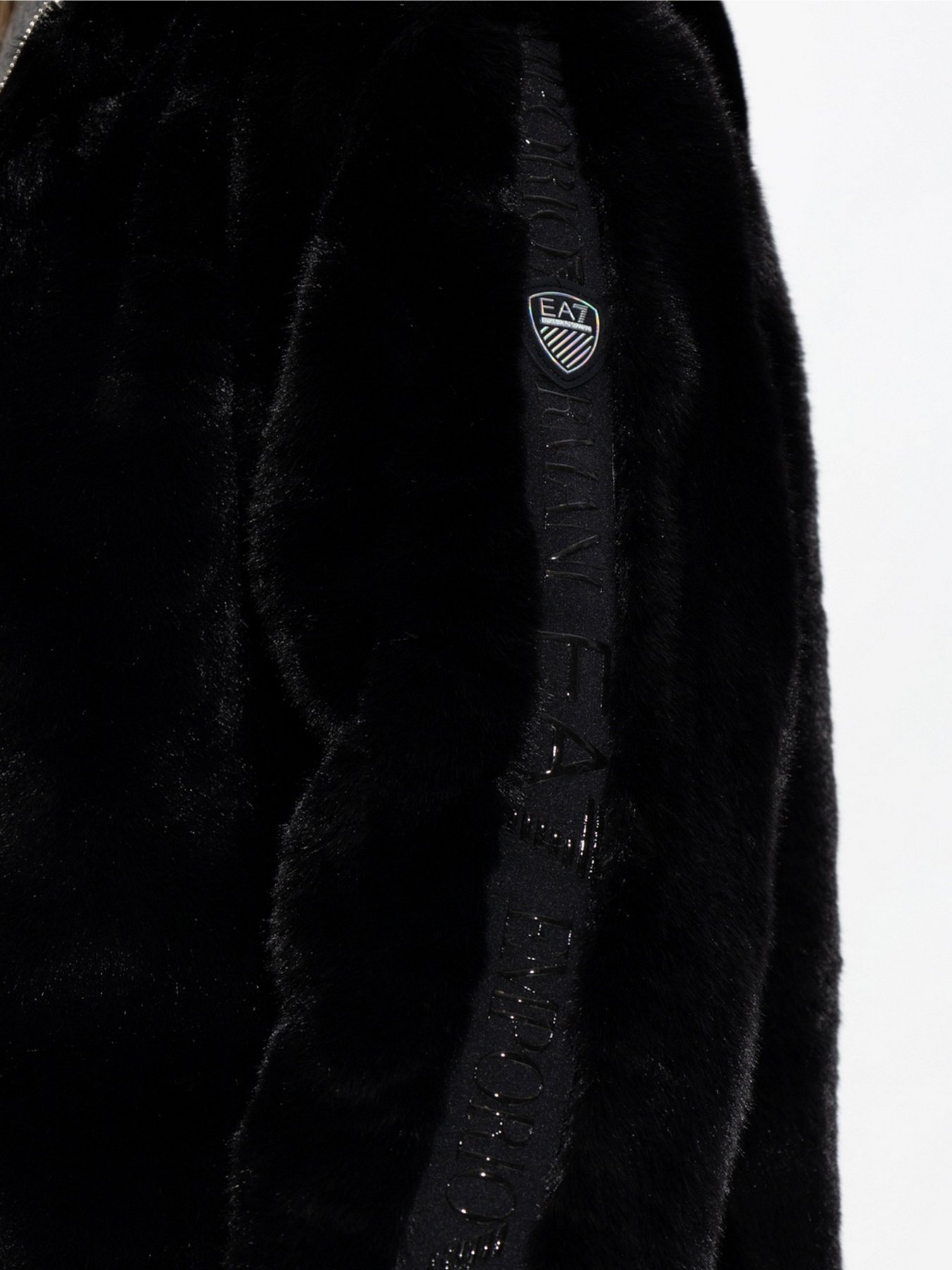 Шуба EA7 модель 6LTB06-TN2ZZ-1200 Фото