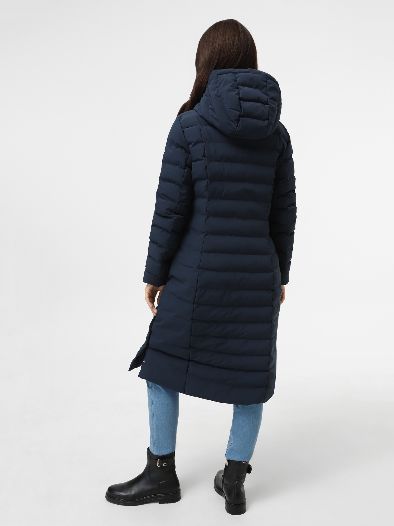 Зимняя куртка EA7 модель 6LTL02-TN5VZ-1554 Зимняя куртка EA7 модель 6LTL02-TN5VZ-1554 Фото