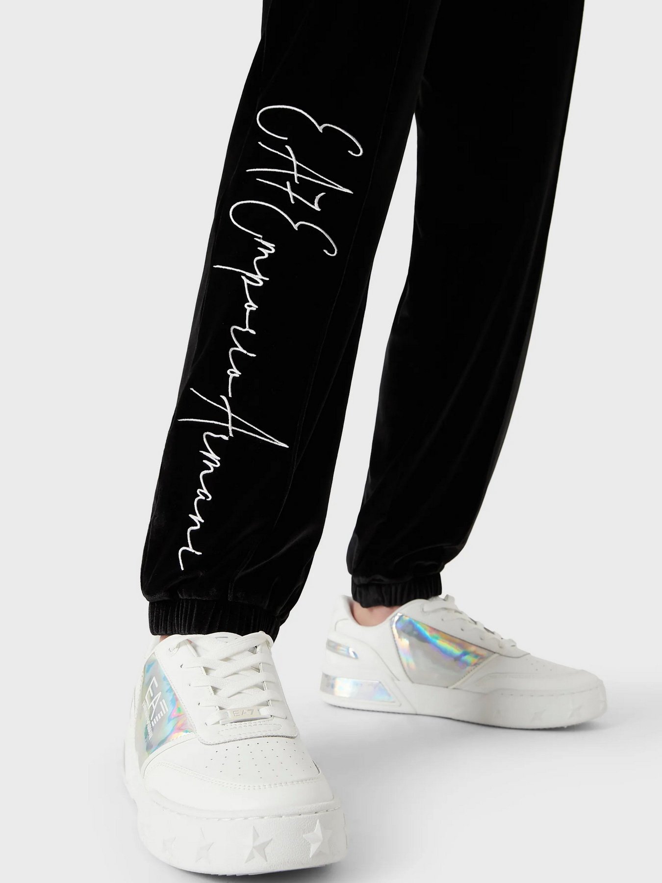 Штаны спортивные EA7 Athletic Velour модель 6LTP72-TJDWZ-1200 Фото