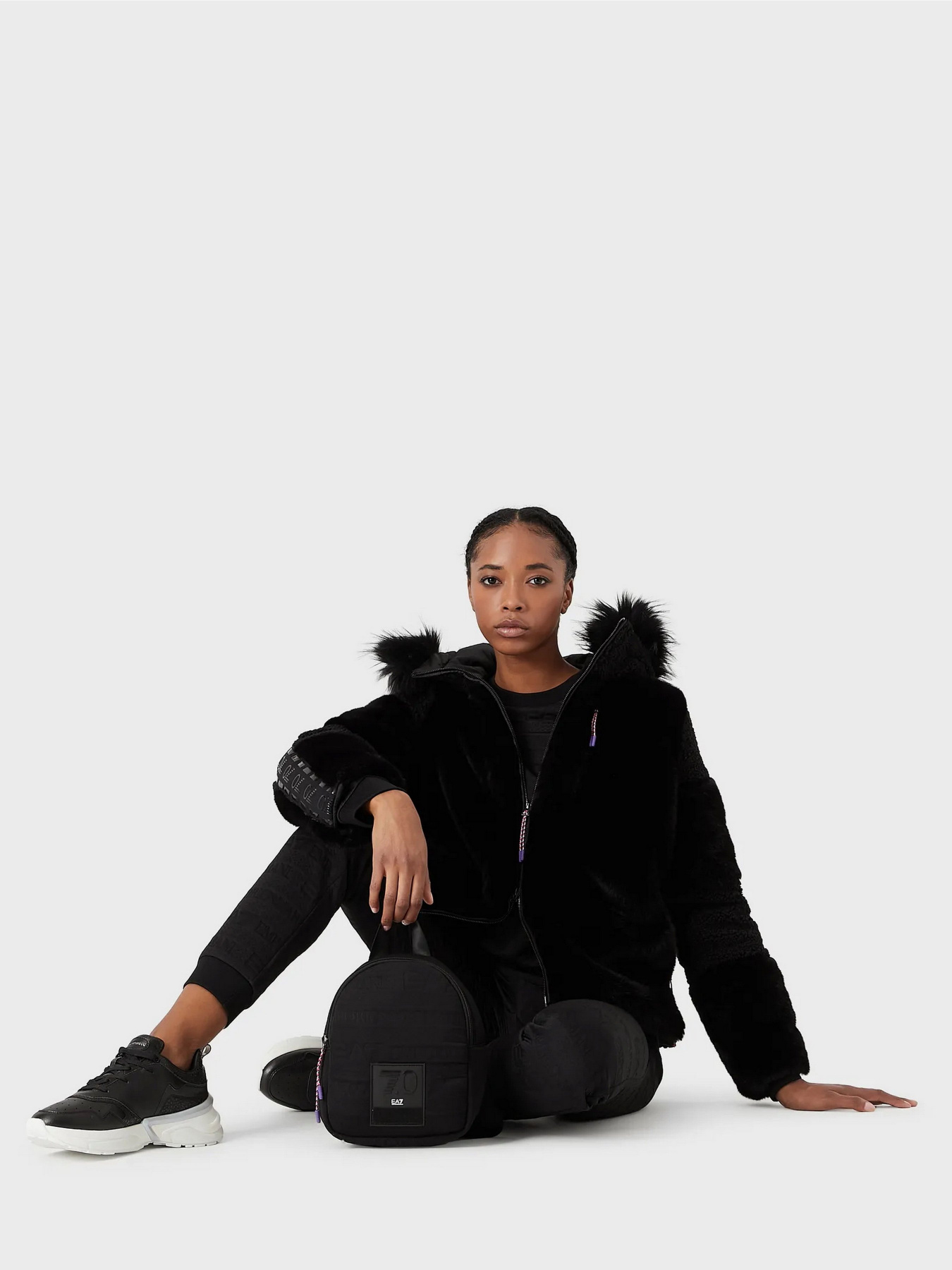 Штаны спортивные EA7 7.0 модель 6LTP75-TJGVZ-1200 Фото