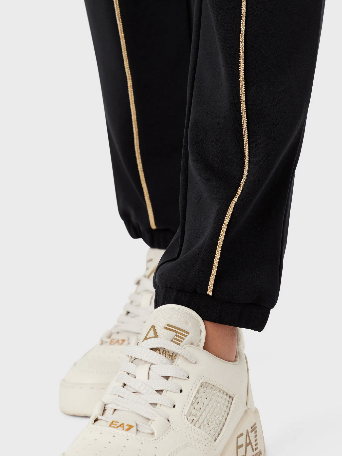 Спортивний костюм EA7 модель 6LTV56-TJGEZ-1200 Фото