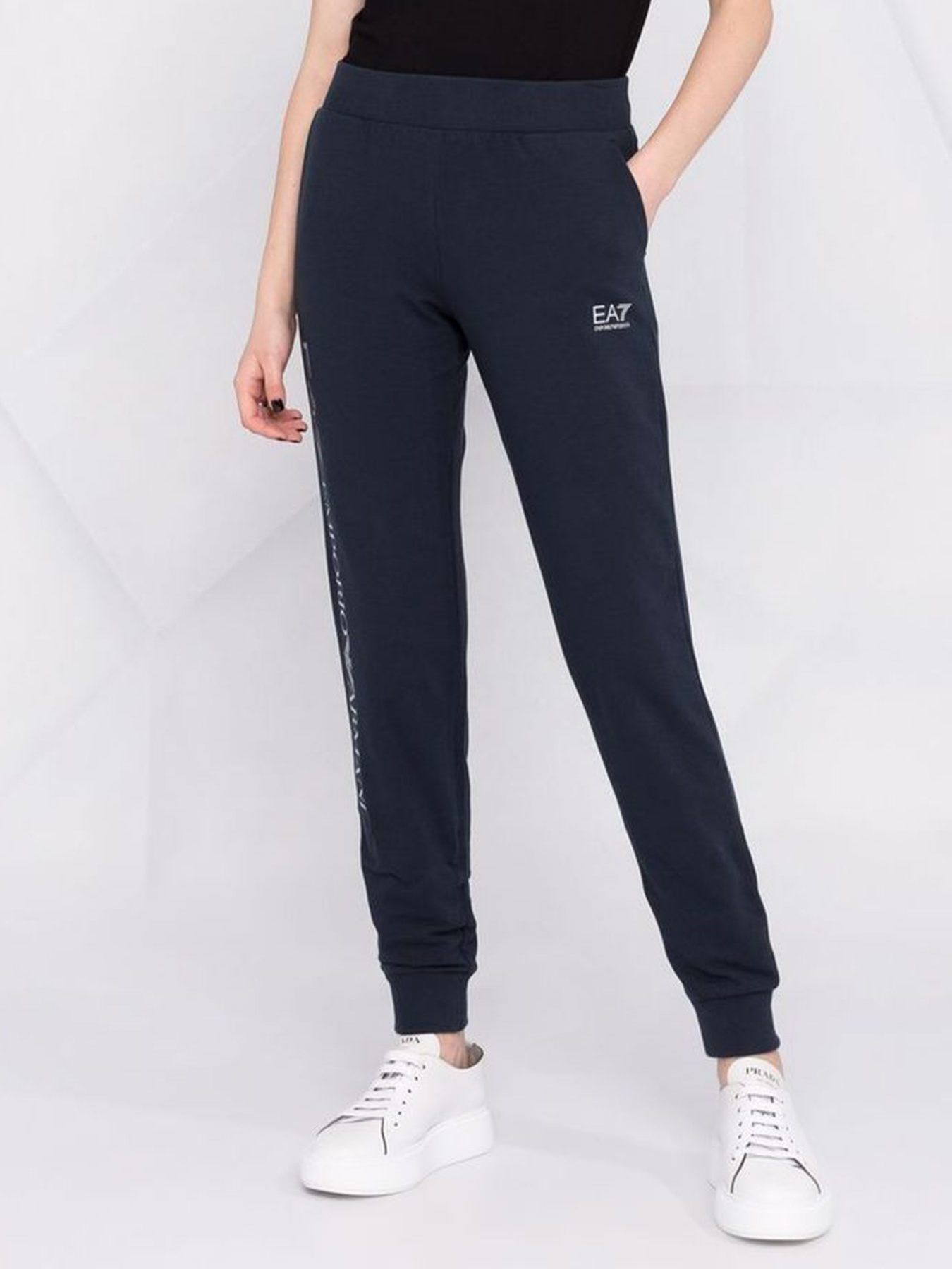 Штани спортивні EA7 Fundamental Sporty модель 8NTP85-TJCQZ-0542 Фото