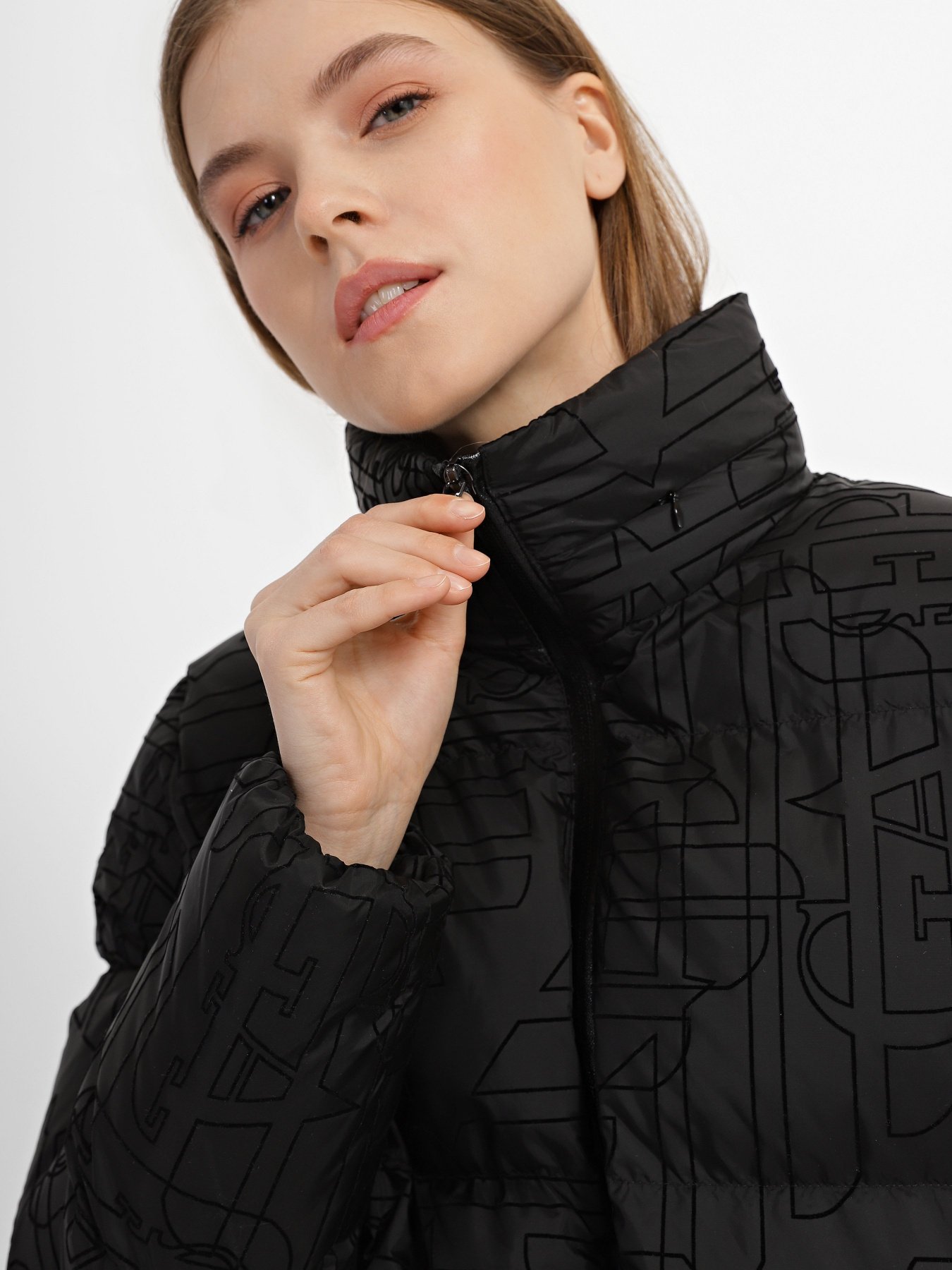 Зимова куртка EA7 модель 6LTB13-TNAVZ-1200 Зимова куртка EA7 модель 6LTB13-TNAVZ-1200 Фото