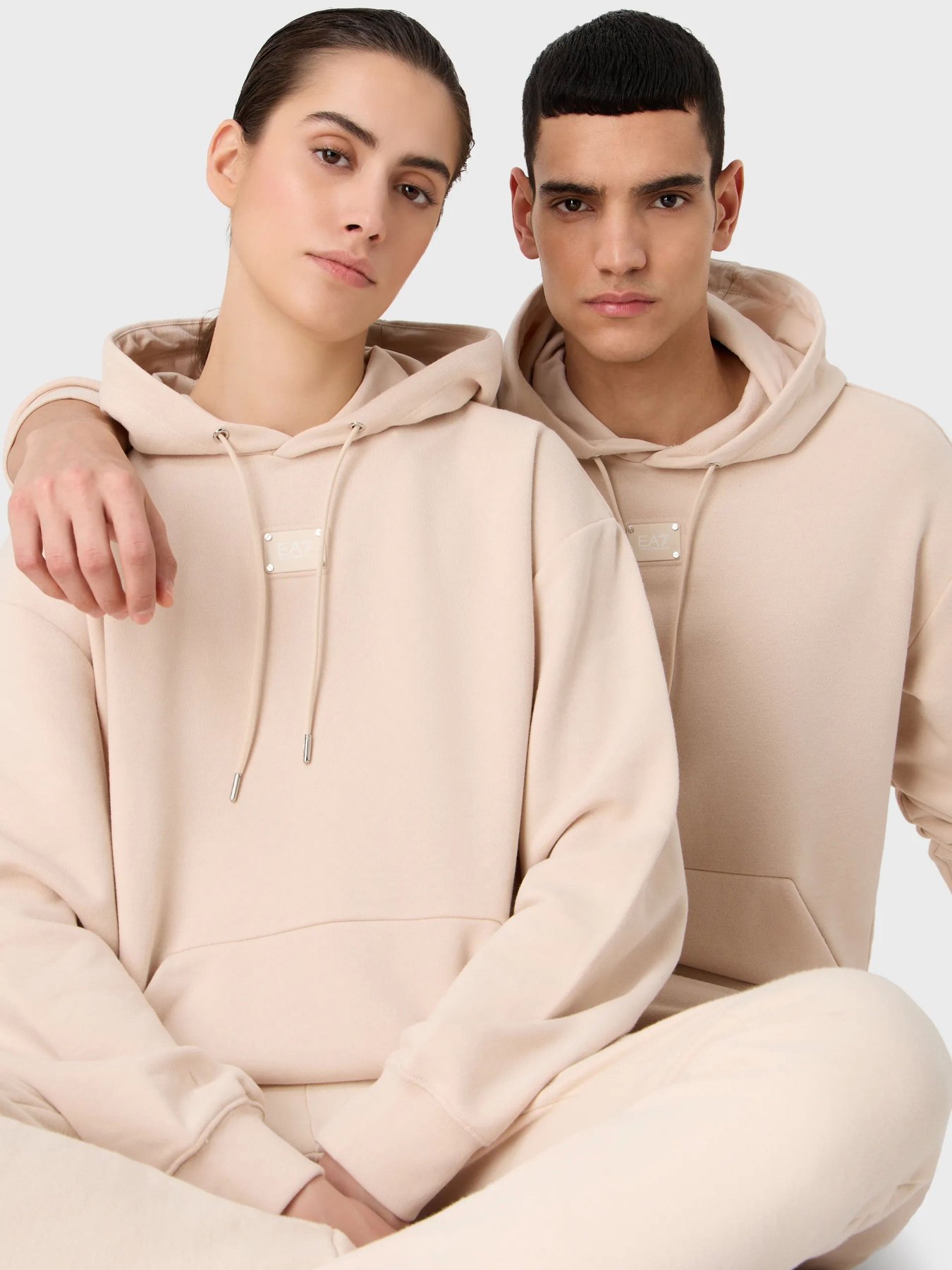 Худи EA7 Logo Series модель 3RUM78-TJPQZ-1741 Фото