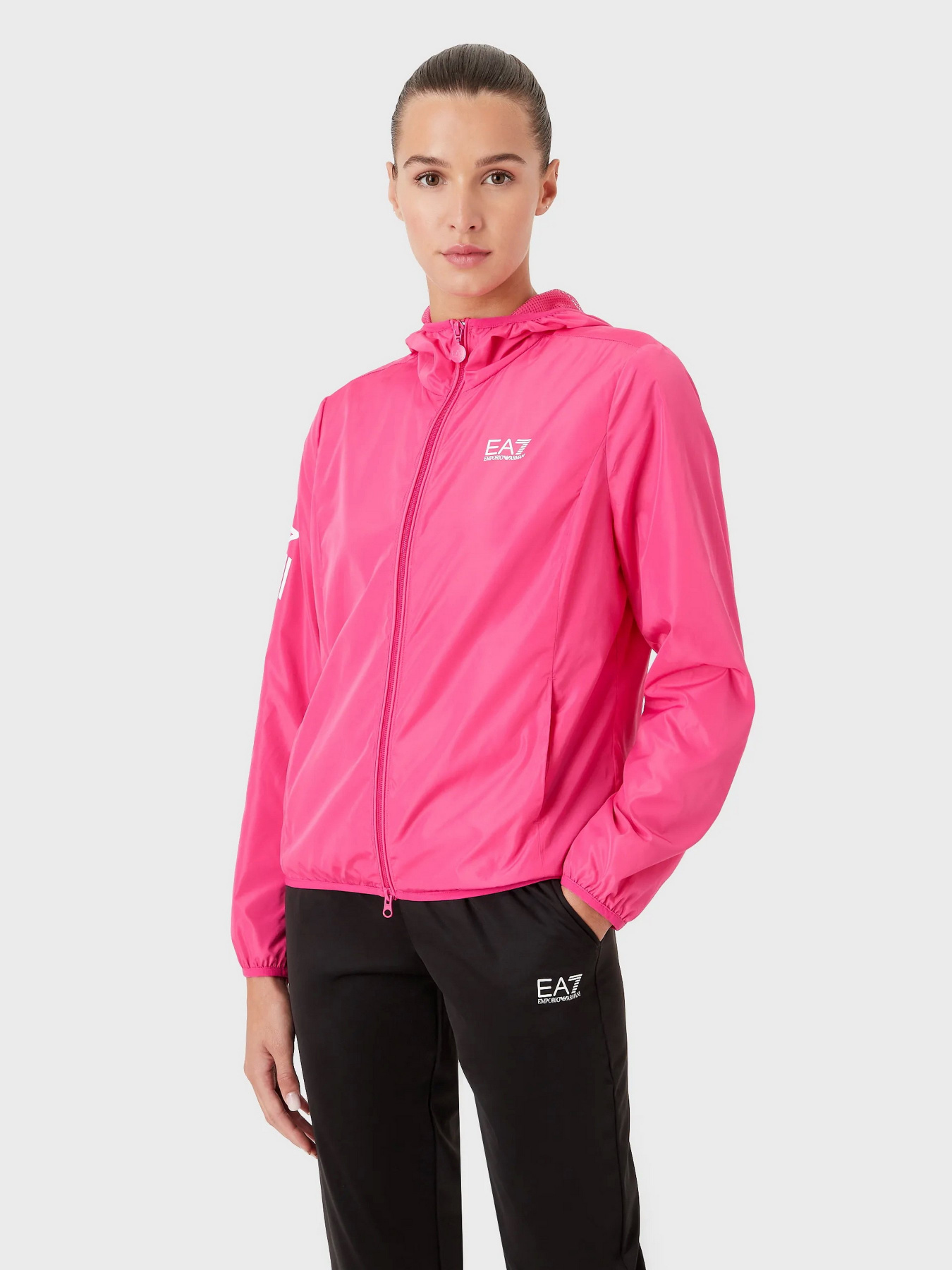 Демисезонная куртка EA7 Shiny модель 3RTB08-TN18Z-1417 Демисезонная куртка EA7 Shiny модель 3RTB08-TN18Z-1417 Фото