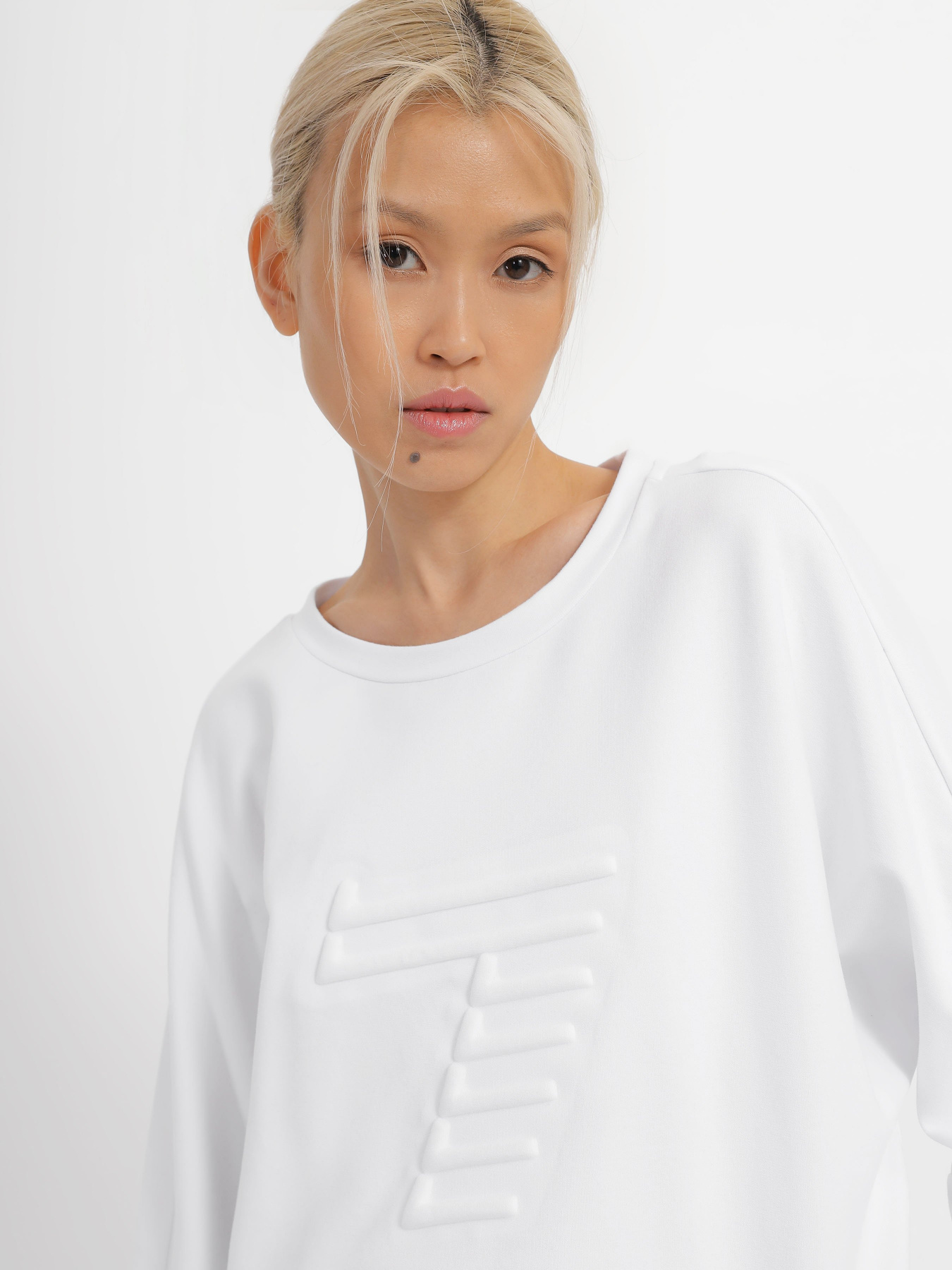 Свитшот EA7 Logo Series модель 3RTM33-TJLKZ-1100 Фото