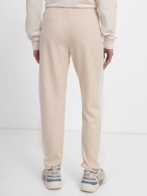 Спортивні штани EA7 Tonal Block модель 3RTP68-TJKPZ-1741 Спортивні штани EA7 Tonal Block модель 3RTP68-TJKPZ-1741 Фото